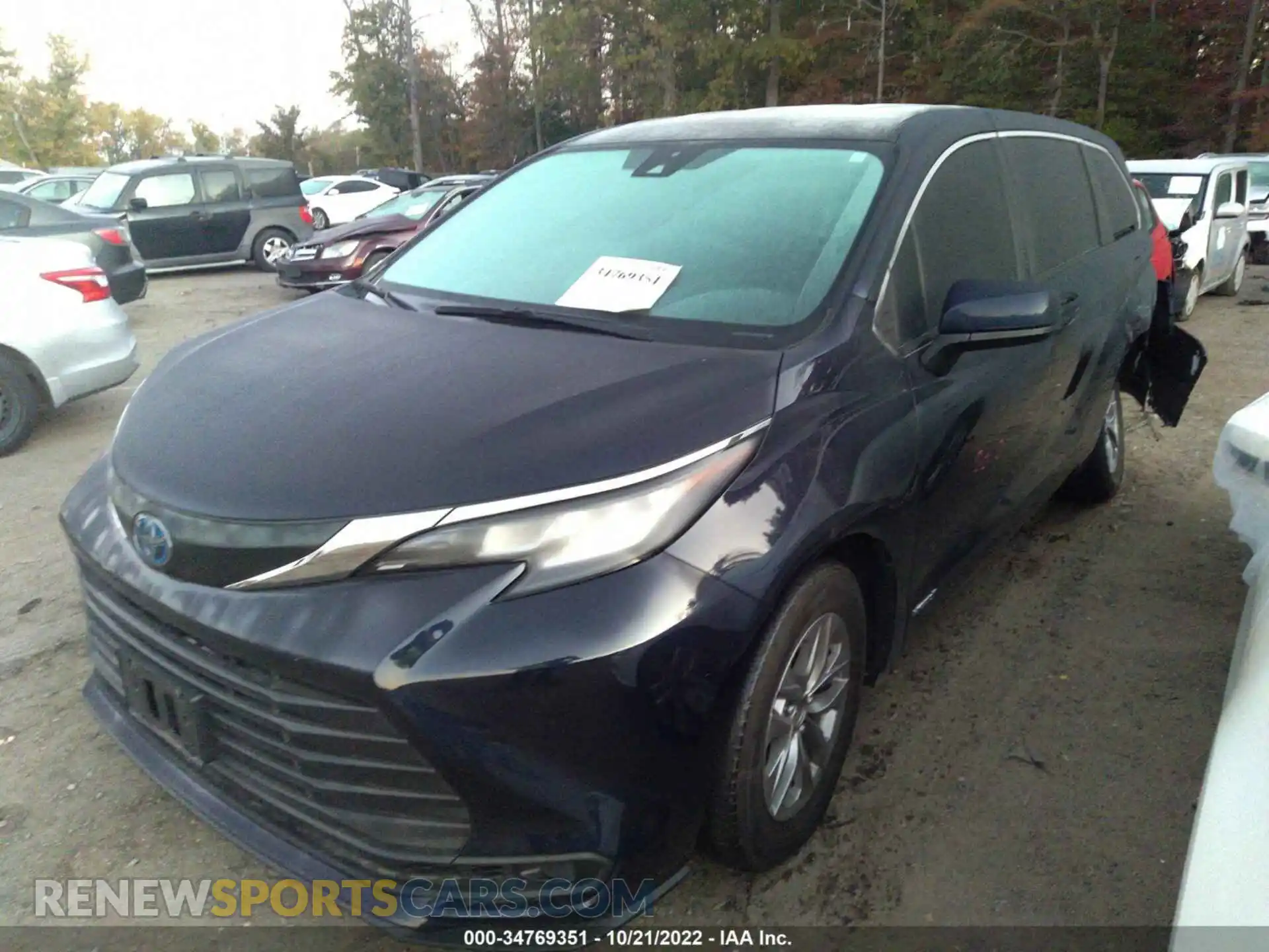 2 Photograph of a damaged car 5TDKRKEC8MS018861 TOYOTA SIENNA 2021