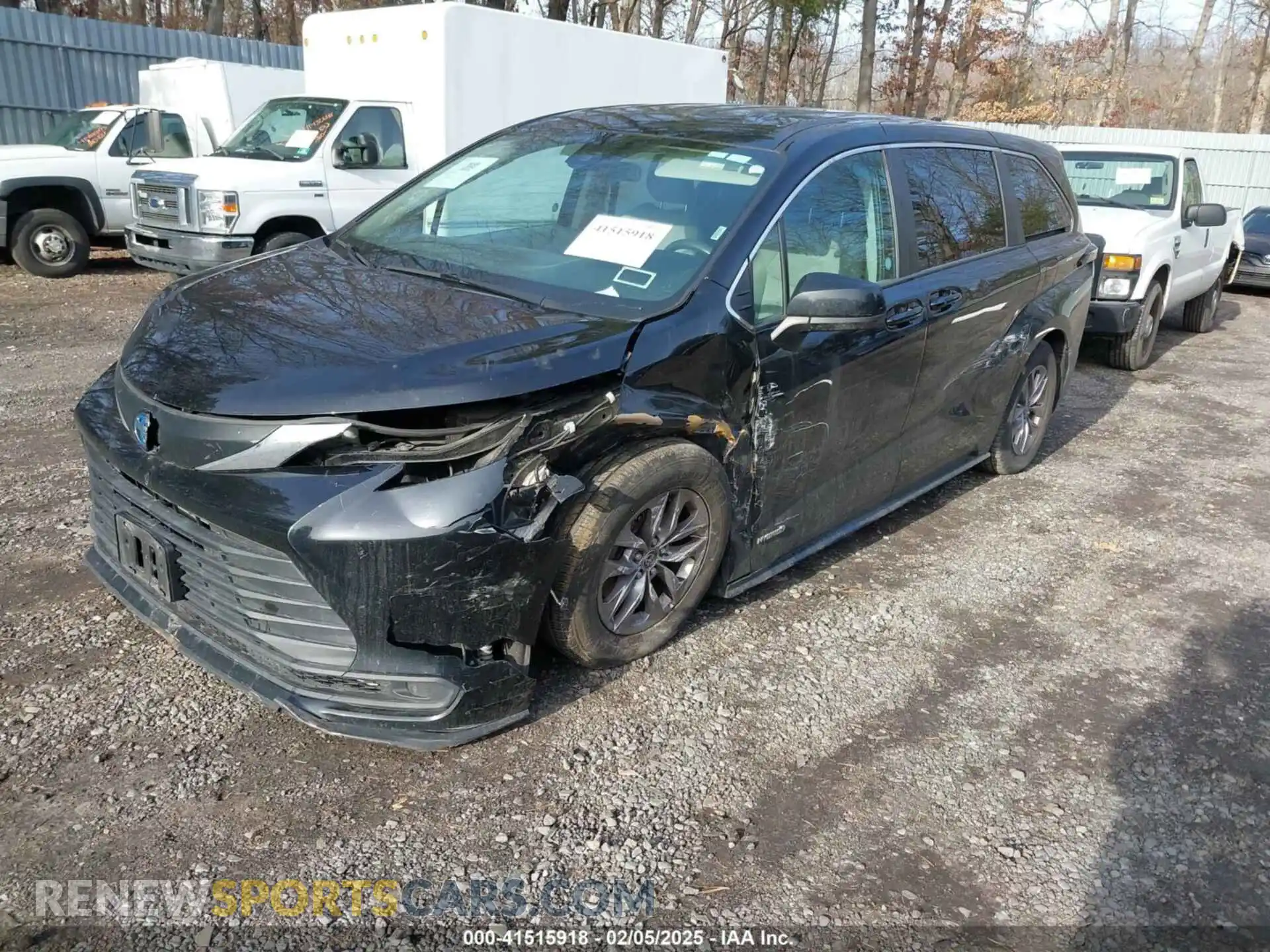 2 Photograph of a damaged car 5TDKRKEC9MS043364 TOYOTA SIENNA 2021