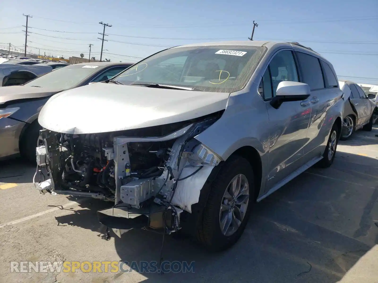2 Photograph of a damaged car 5TDKRKECXMS002287 TOYOTA SIENNA 2021