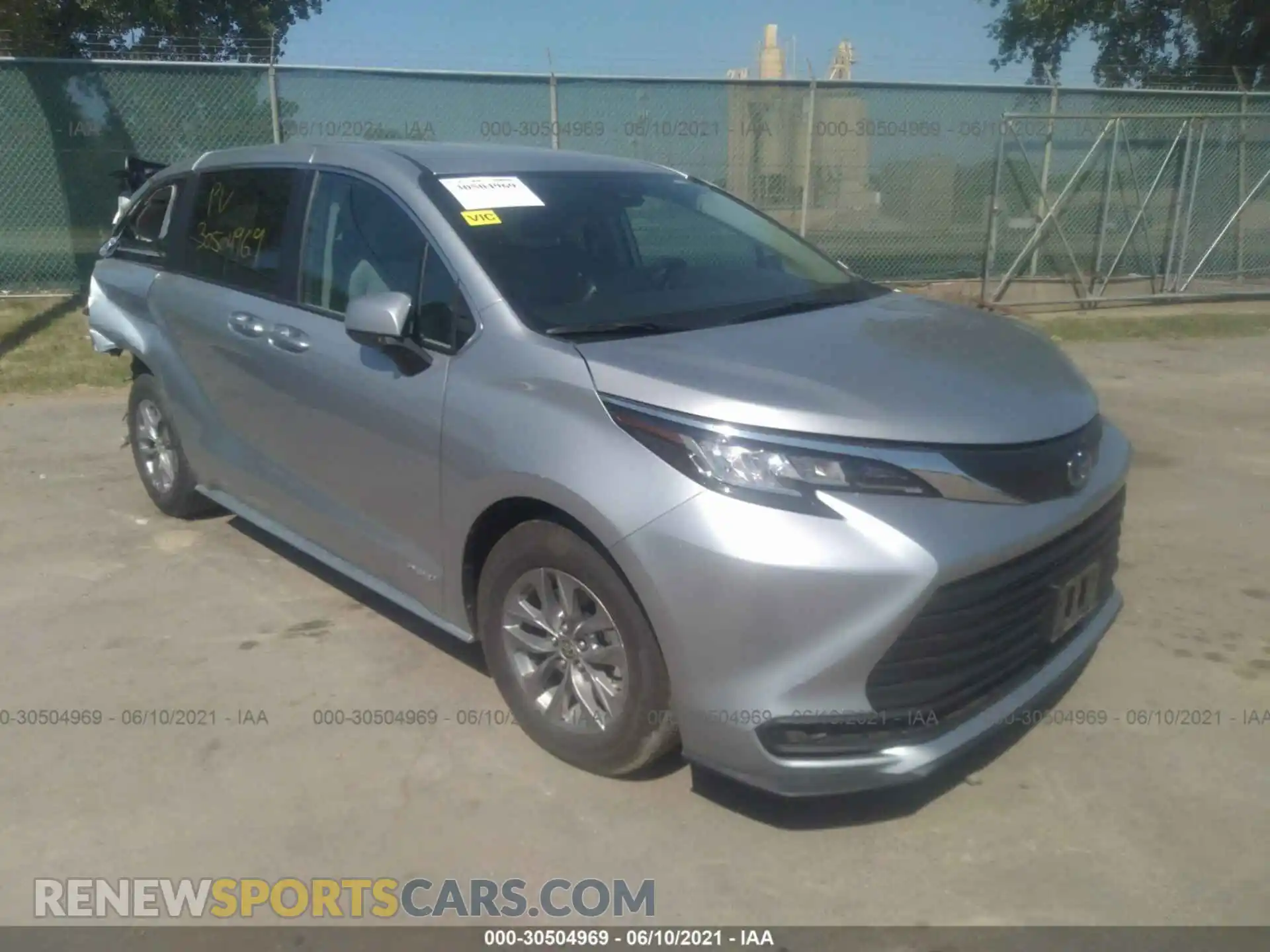 1 Photograph of a damaged car 5TDKRKECXMS024791 TOYOTA SIENNA 2021