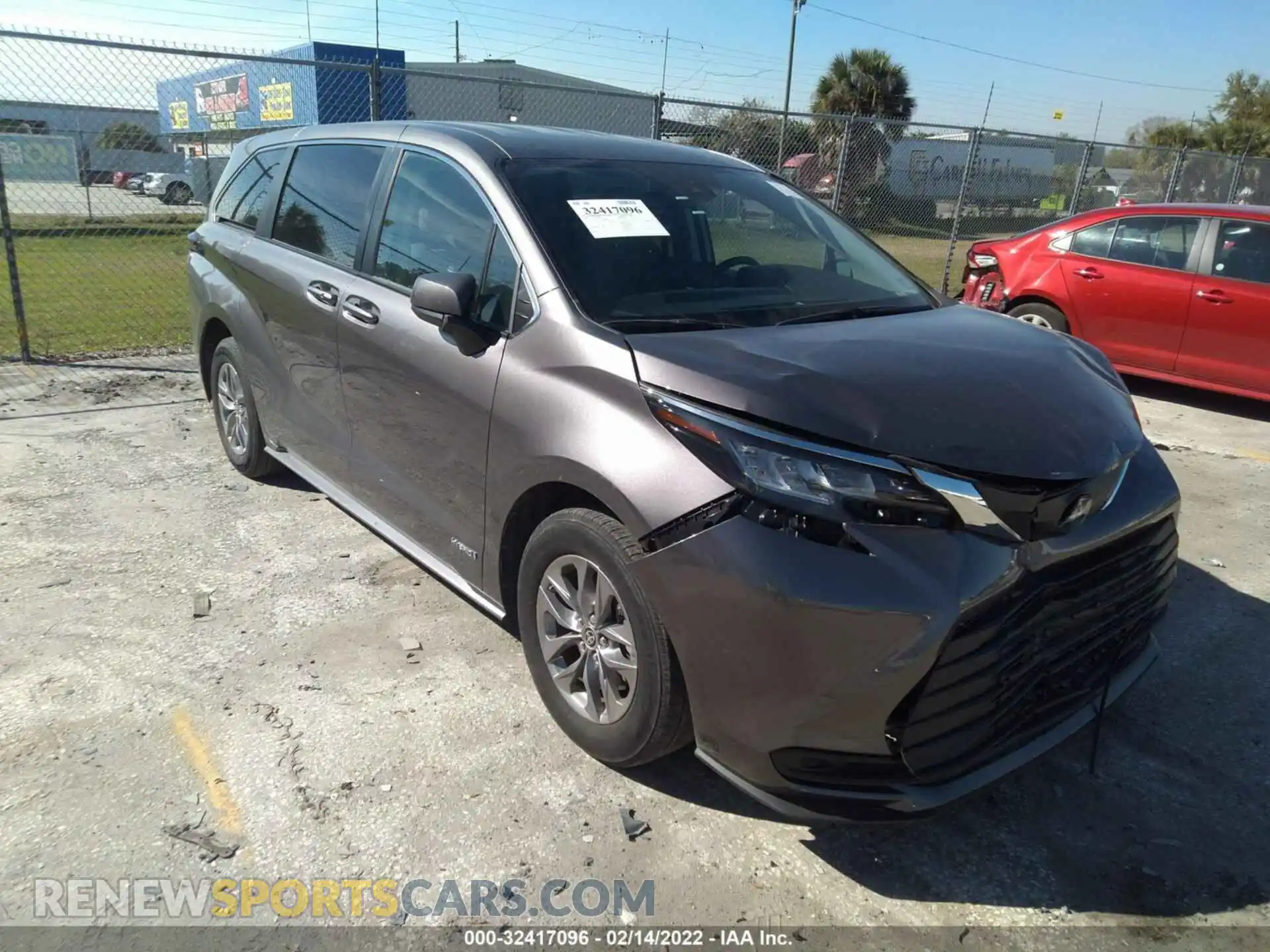 1 Photograph of a damaged car 5TDKRKECXMS044944 TOYOTA SIENNA 2021