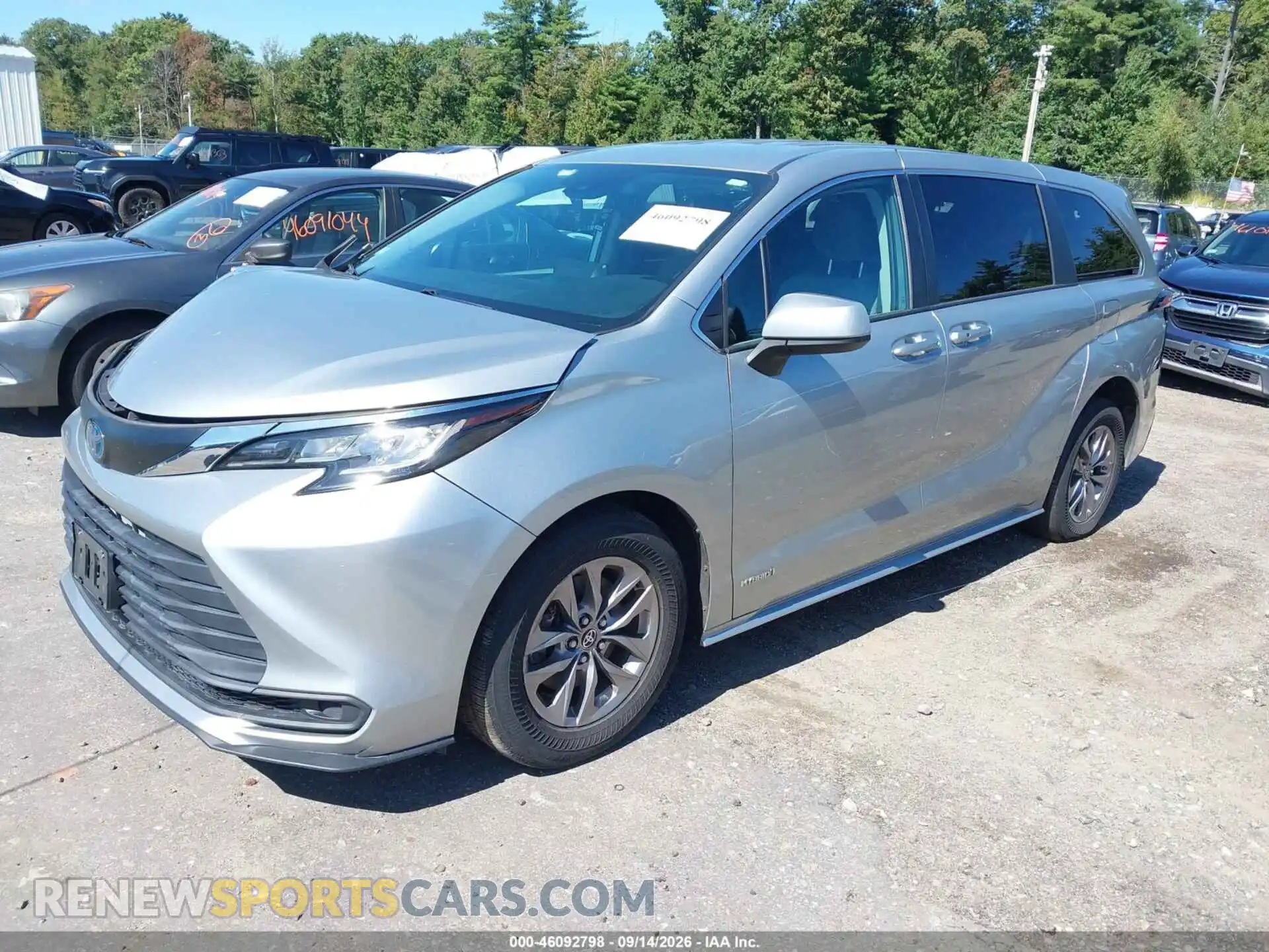 2 Photograph of a damaged car 5TDKSKFC2MS015098 TOYOTA SIENNA 2021