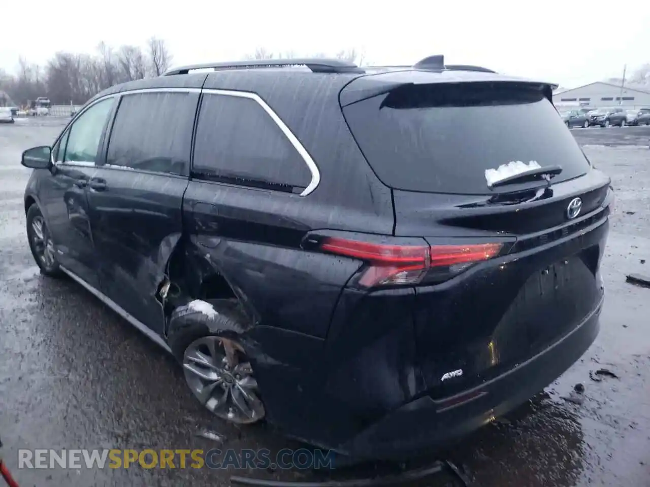 2 Photograph of a damaged car 5TDKSKFC2MS036727 TOYOTA SIENNA 2021