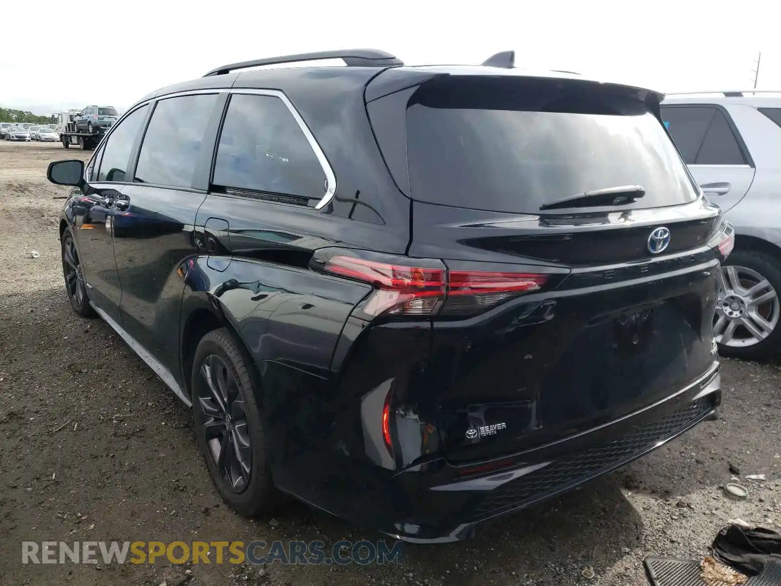 3 Photograph of a damaged car 5TDXRKEC0MS003115 TOYOTA SIENNA 2021
