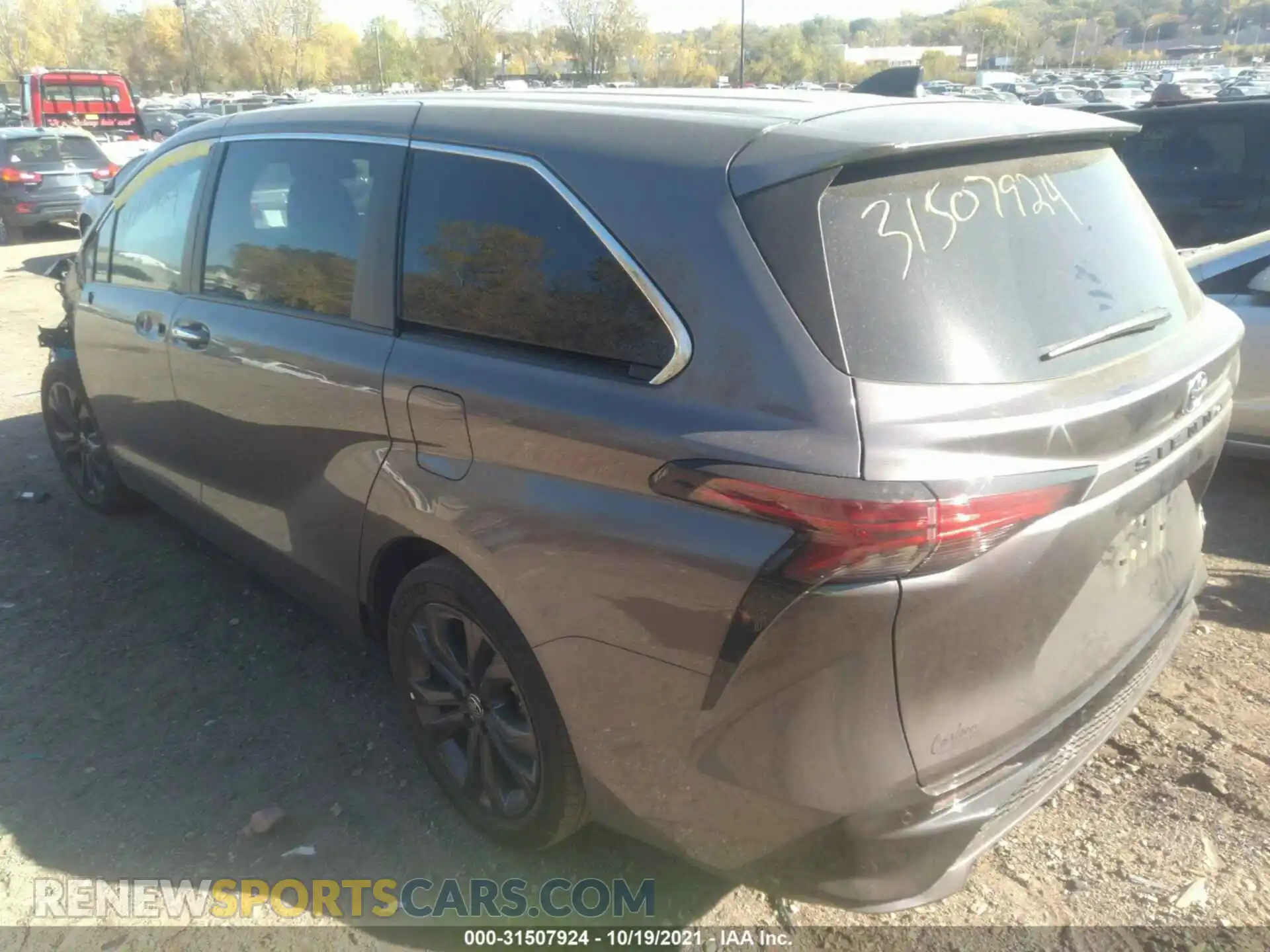 3 Photograph of a damaged car 5TDXRKEC0MS009674 TOYOTA SIENNA 2021