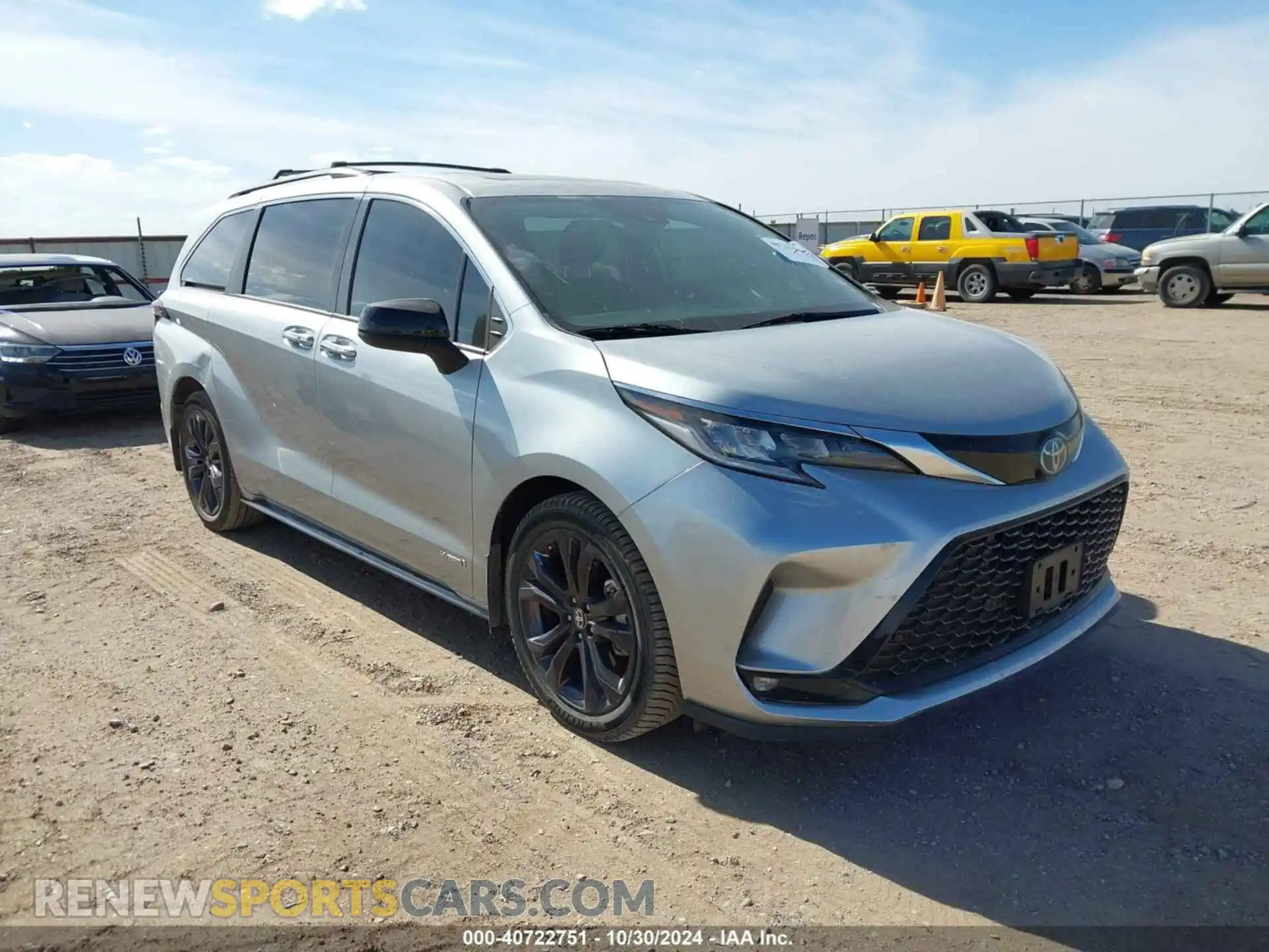 1 Photograph of a damaged car 5TDXRKEC4MS009418 TOYOTA SIENNA 2021