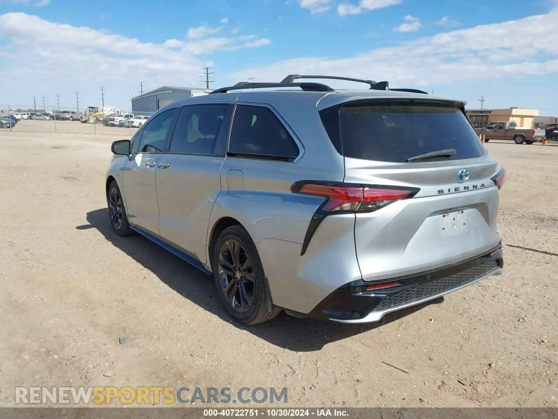 3 Photograph of a damaged car 5TDXRKEC4MS009418 TOYOTA SIENNA 2021