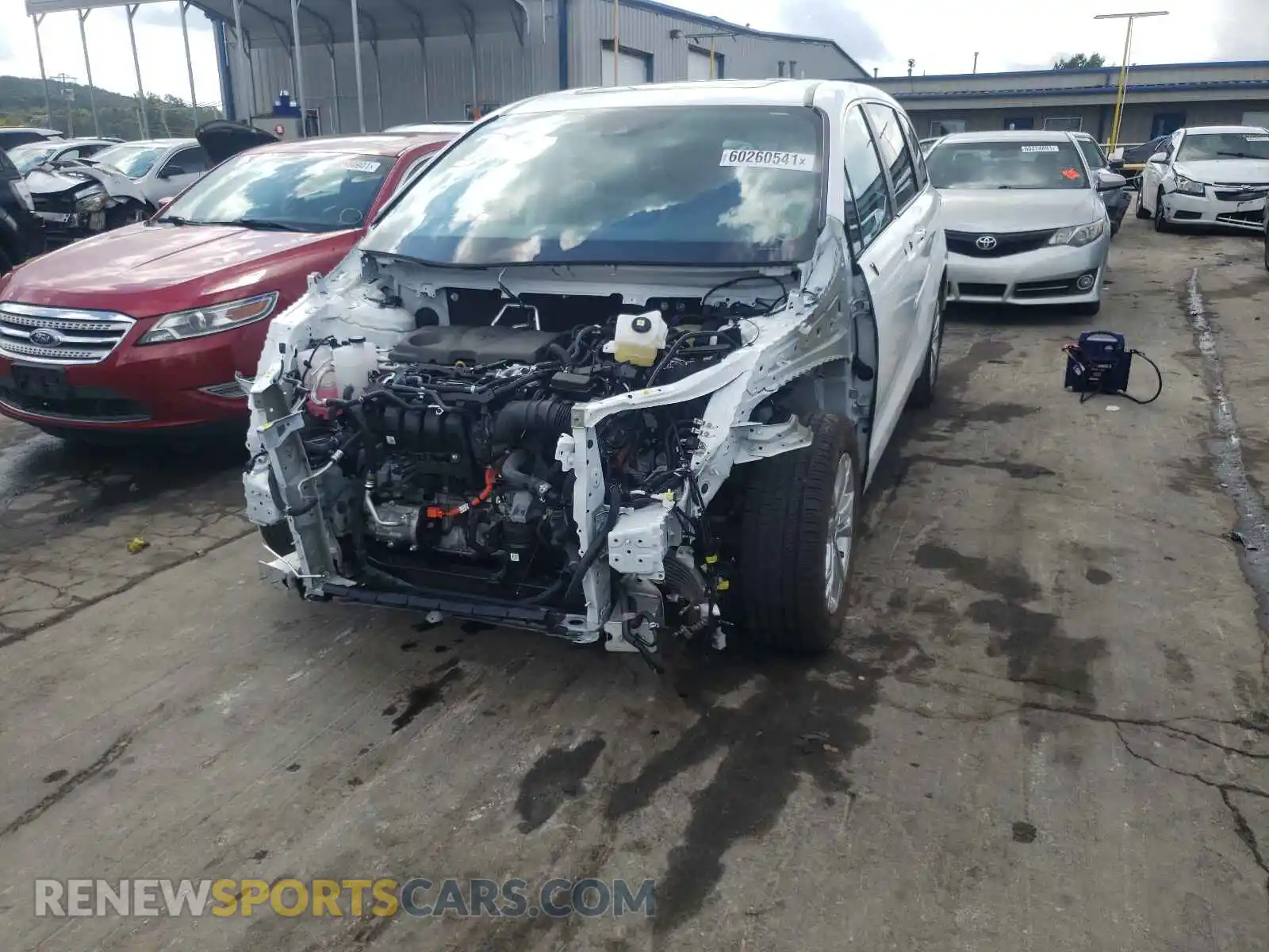 2 Photograph of a damaged car 5TDXSKFC2MS013048 TOYOTA SIENNA 2021