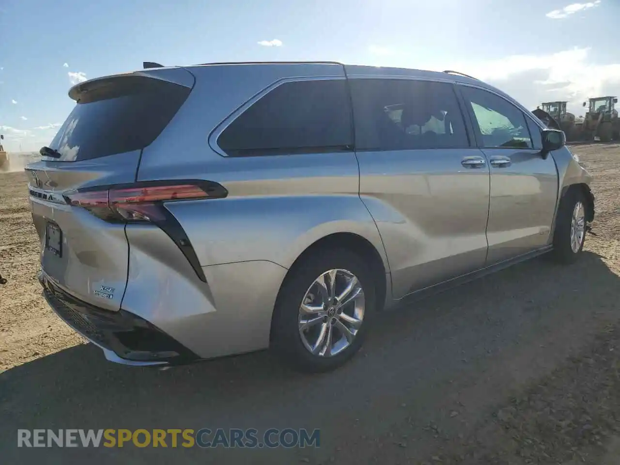 3 Photograph of a damaged car 5TDXSKFC4MS002164 TOYOTA SIENNA 2021