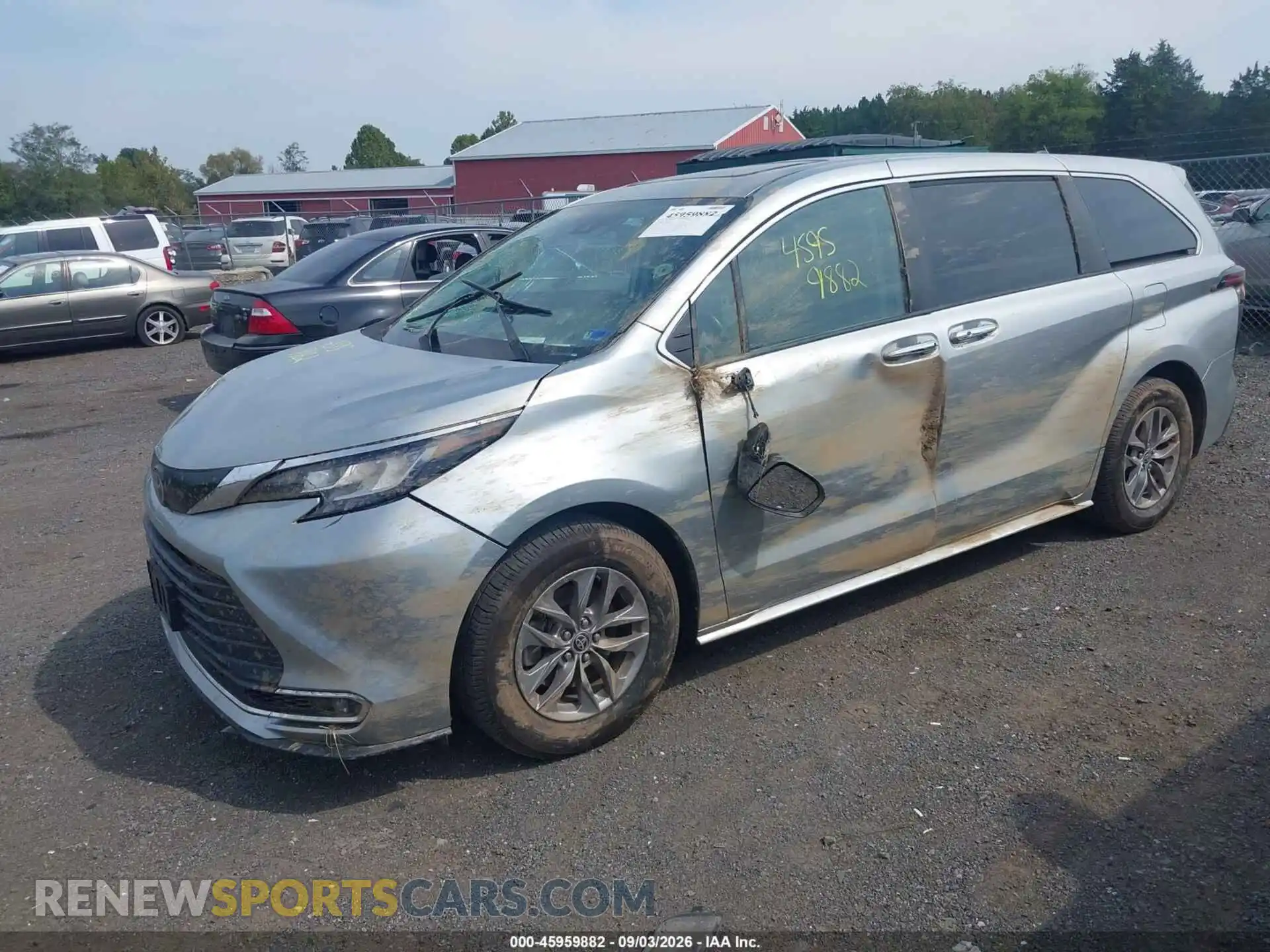 2 Фотография поврежденного автомобиля 5TDYRKEC0MS005449 TOYOTA SIENNA 2021