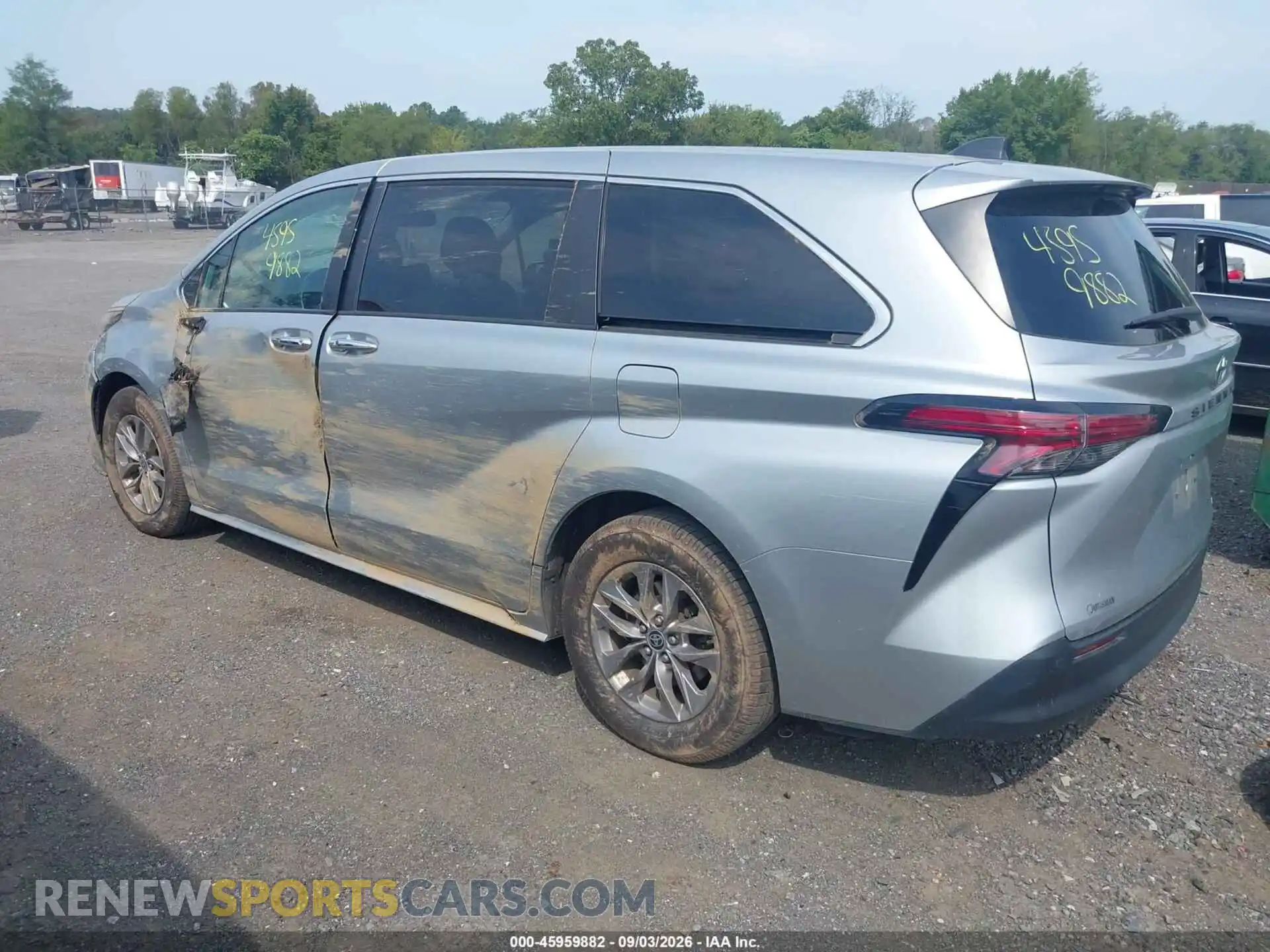 3 Фотография поврежденного автомобиля 5TDYRKEC0MS005449 TOYOTA SIENNA 2021
