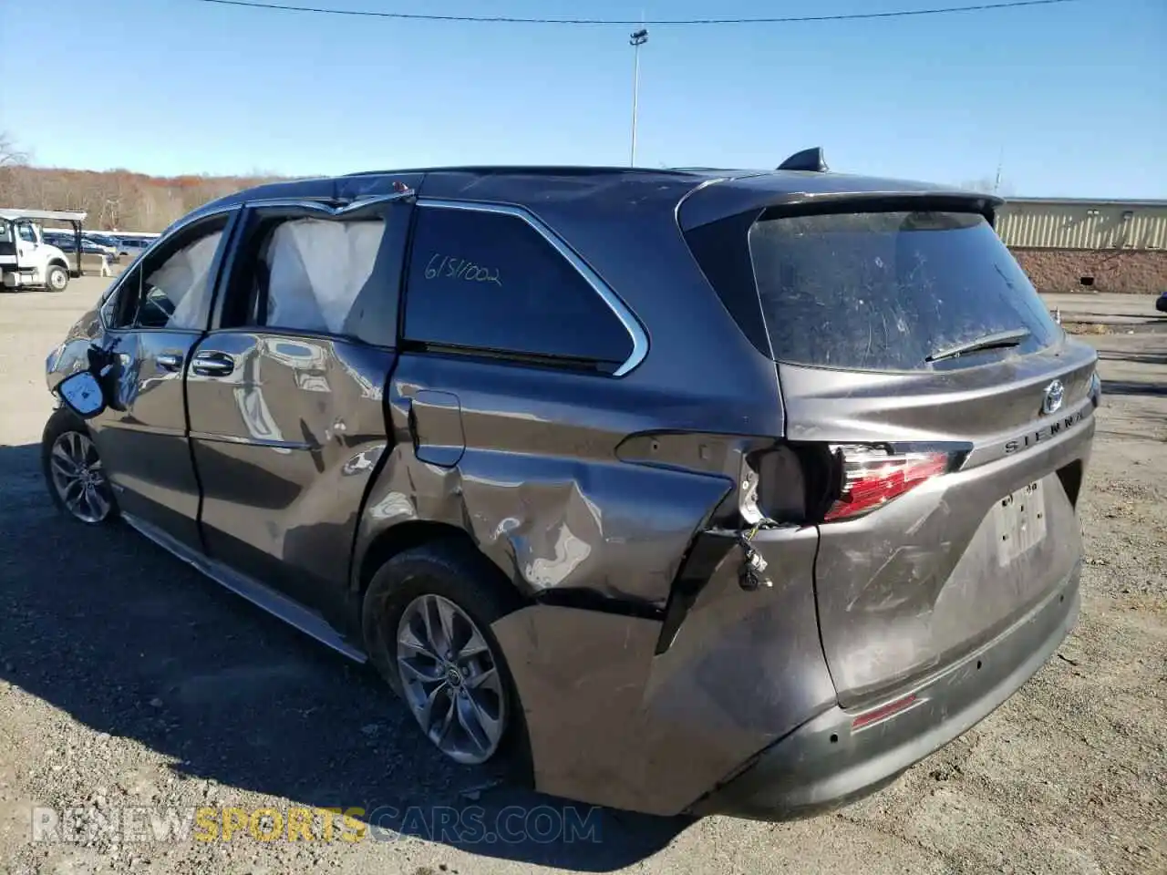 3 Photograph of a damaged car 5TDYRKEC0MS025376 TOYOTA SIENNA 2021