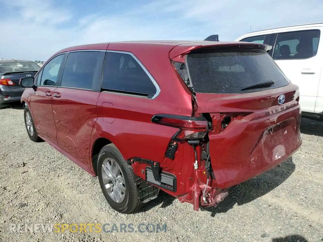 3 Photograph of a damaged car 5TDYRKEC0MS061763 TOYOTA SIENNA 2021