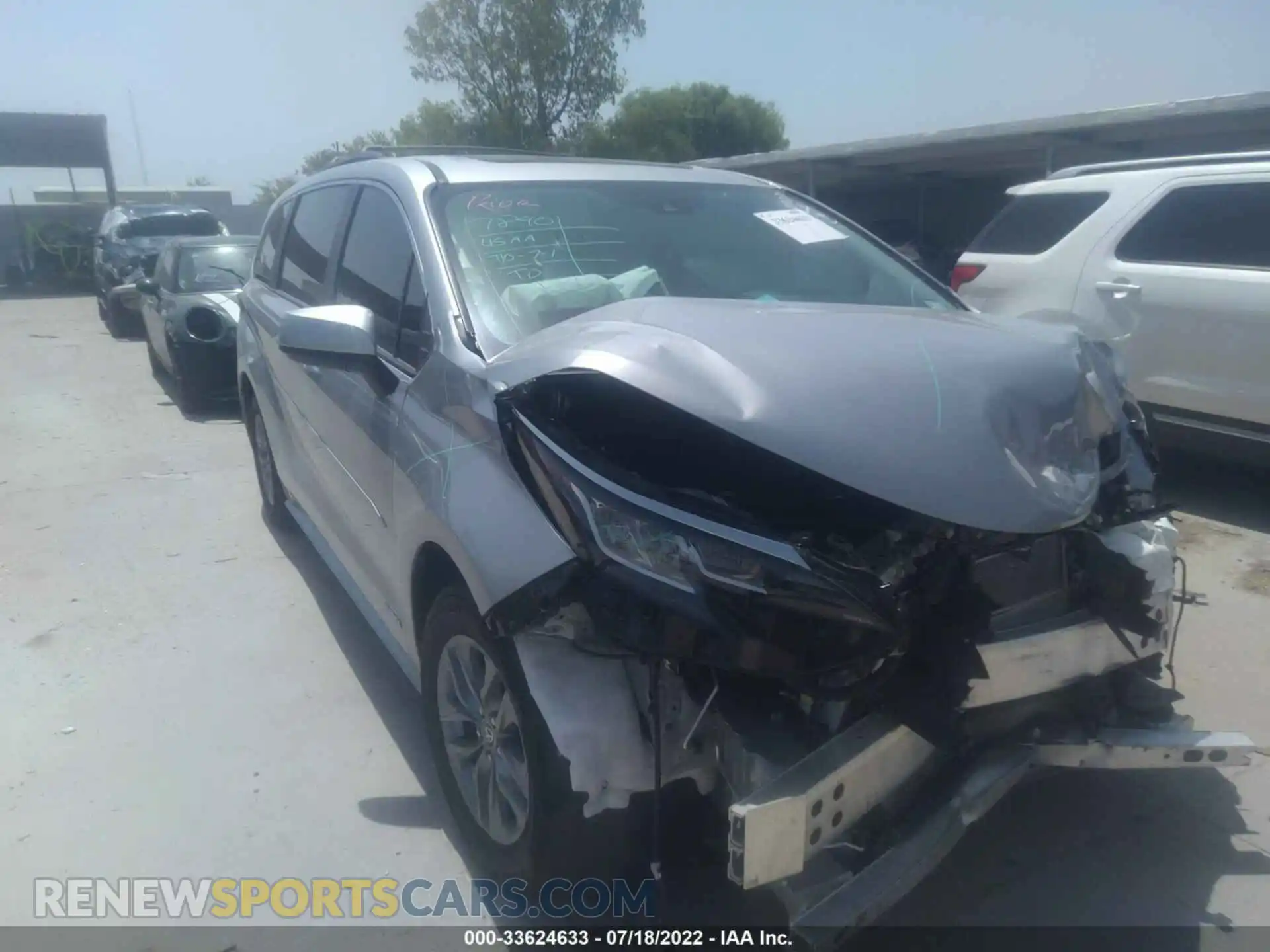 1 Photograph of a damaged car 5TDYRKEC0MS064274 TOYOTA SIENNA 2021