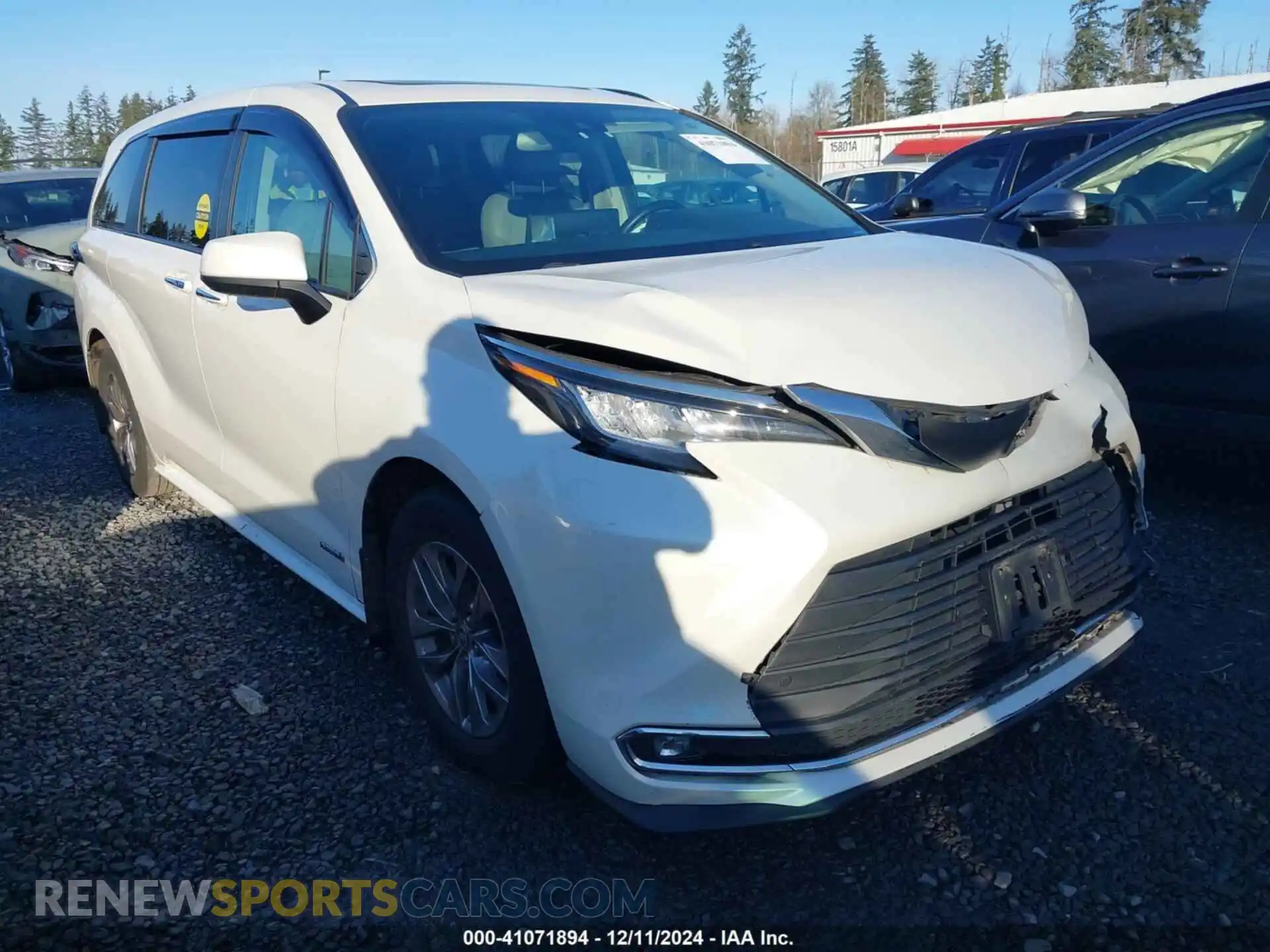 1 Photograph of a damaged car 5TDYRKEC1MS009316 TOYOTA SIENNA 2021