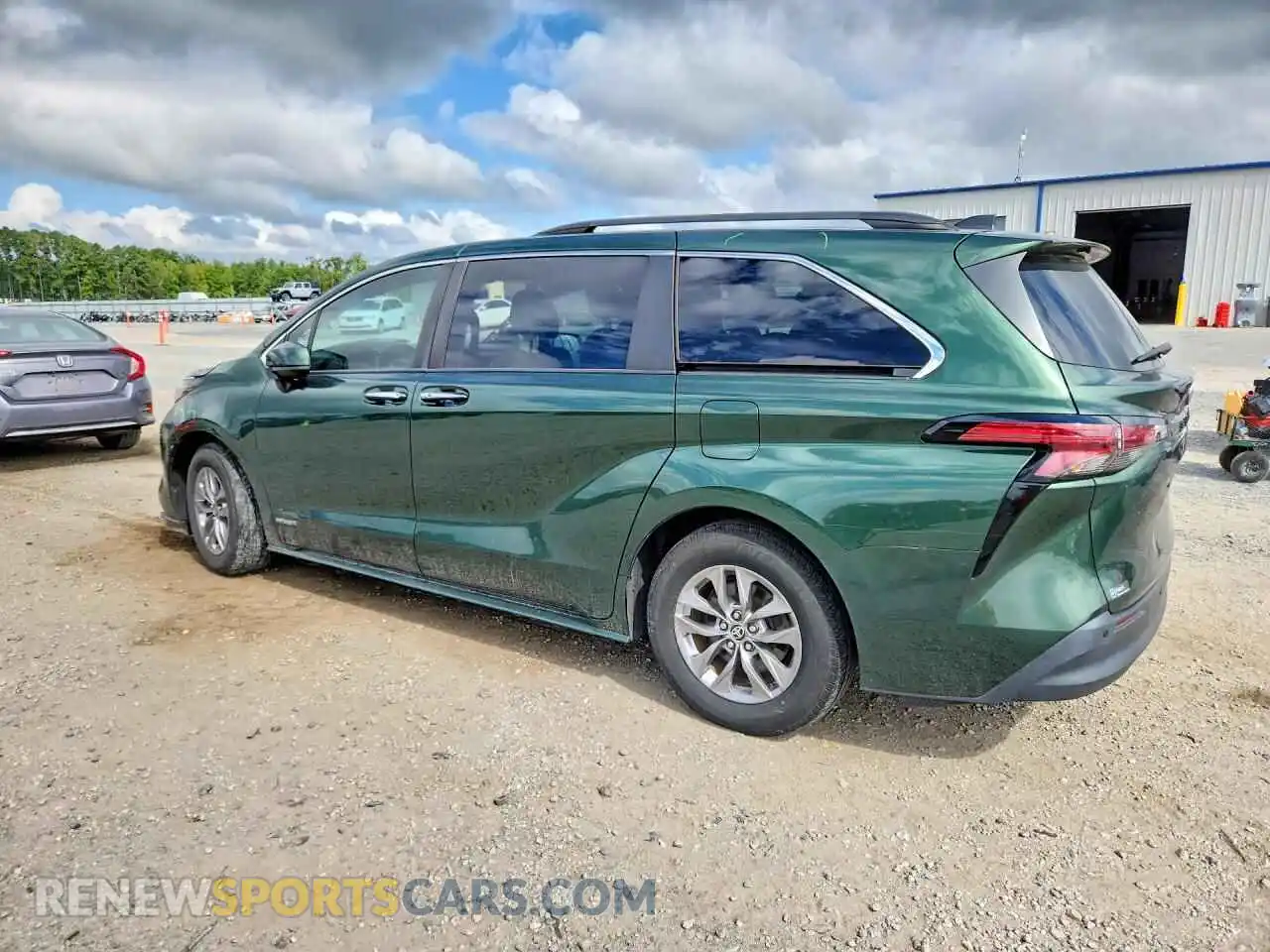 2 Photograph of a damaged car 5TDYRKEC1MS030215 TOYOTA SIENNA 2021