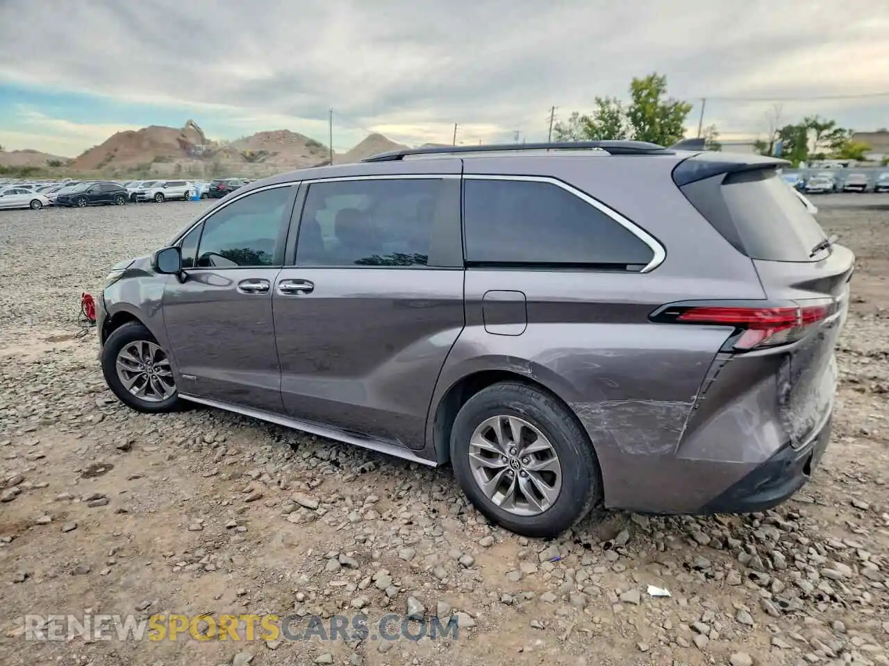 2 Photograph of a damaged car 5TDYRKEC2MS009423 TOYOTA SIENNA 2021