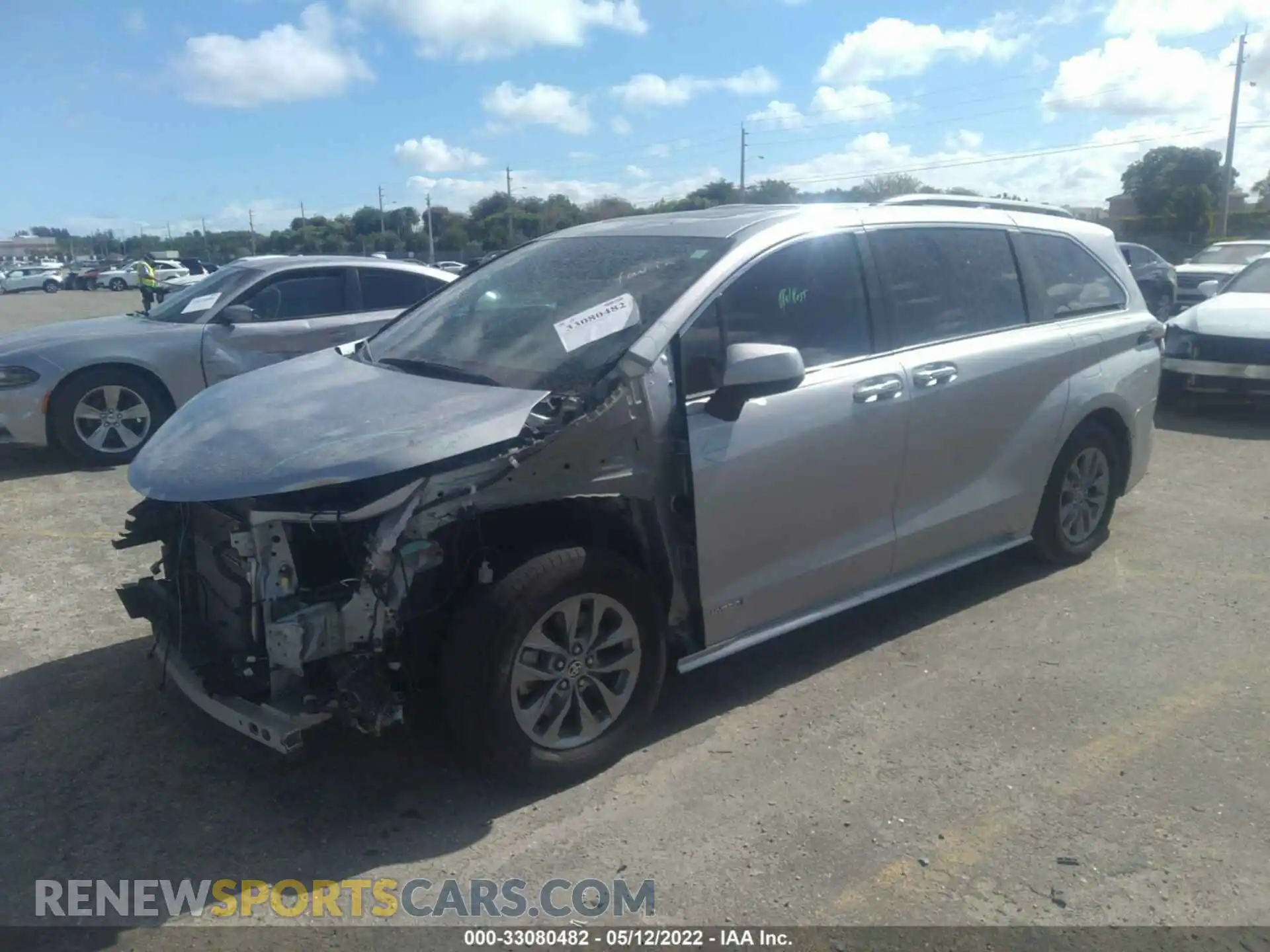 2 Photograph of a damaged car 5TDYRKEC2MS028862 TOYOTA SIENNA 2021