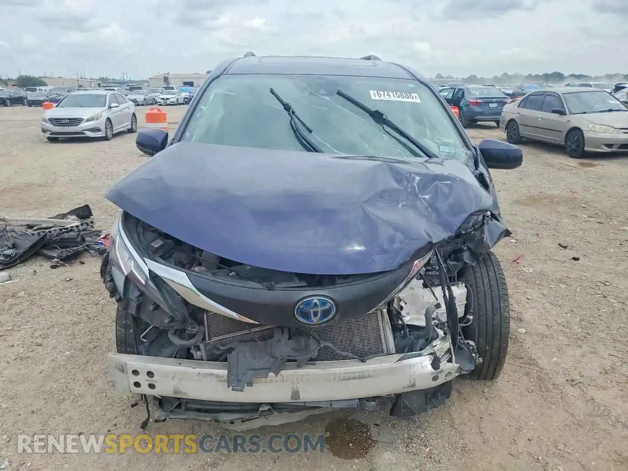 2 Photograph of a damaged car 5TDYRKEC2MS039263 TOYOTA SIENNA 2021