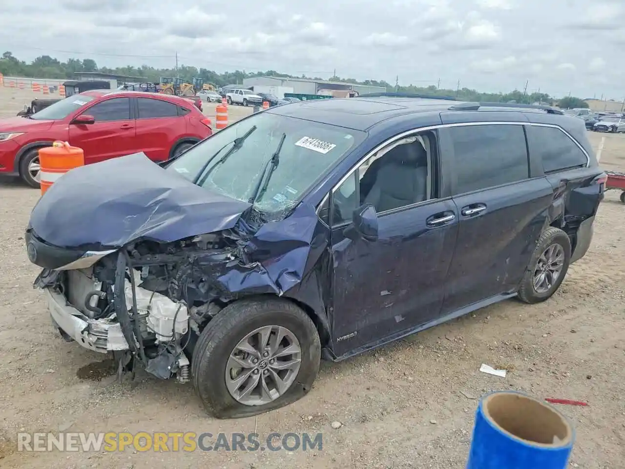 3 Photograph of a damaged car 5TDYRKEC2MS039263 TOYOTA SIENNA 2021