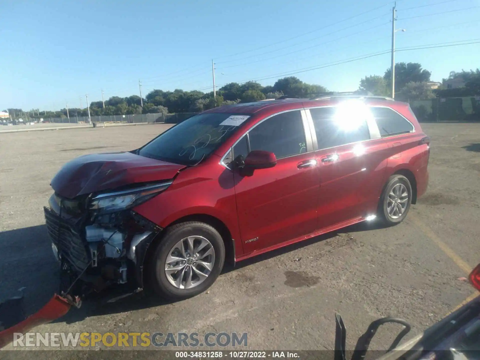 2 Photograph of a damaged car 5TDYRKEC2MS072232 TOYOTA SIENNA 2021