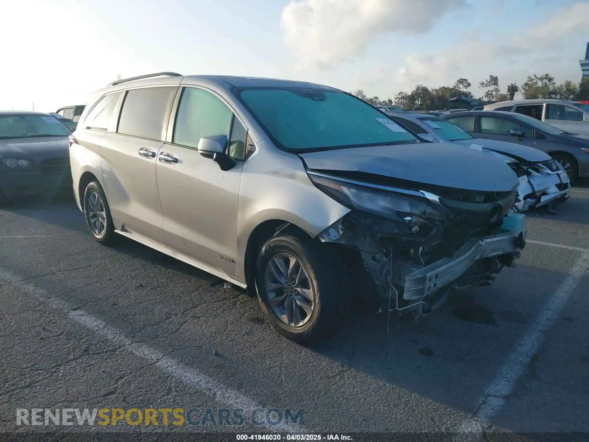 1 Photograph of a damaged car 5TDYRKEC2MS074448 TOYOTA SIENNA 2021