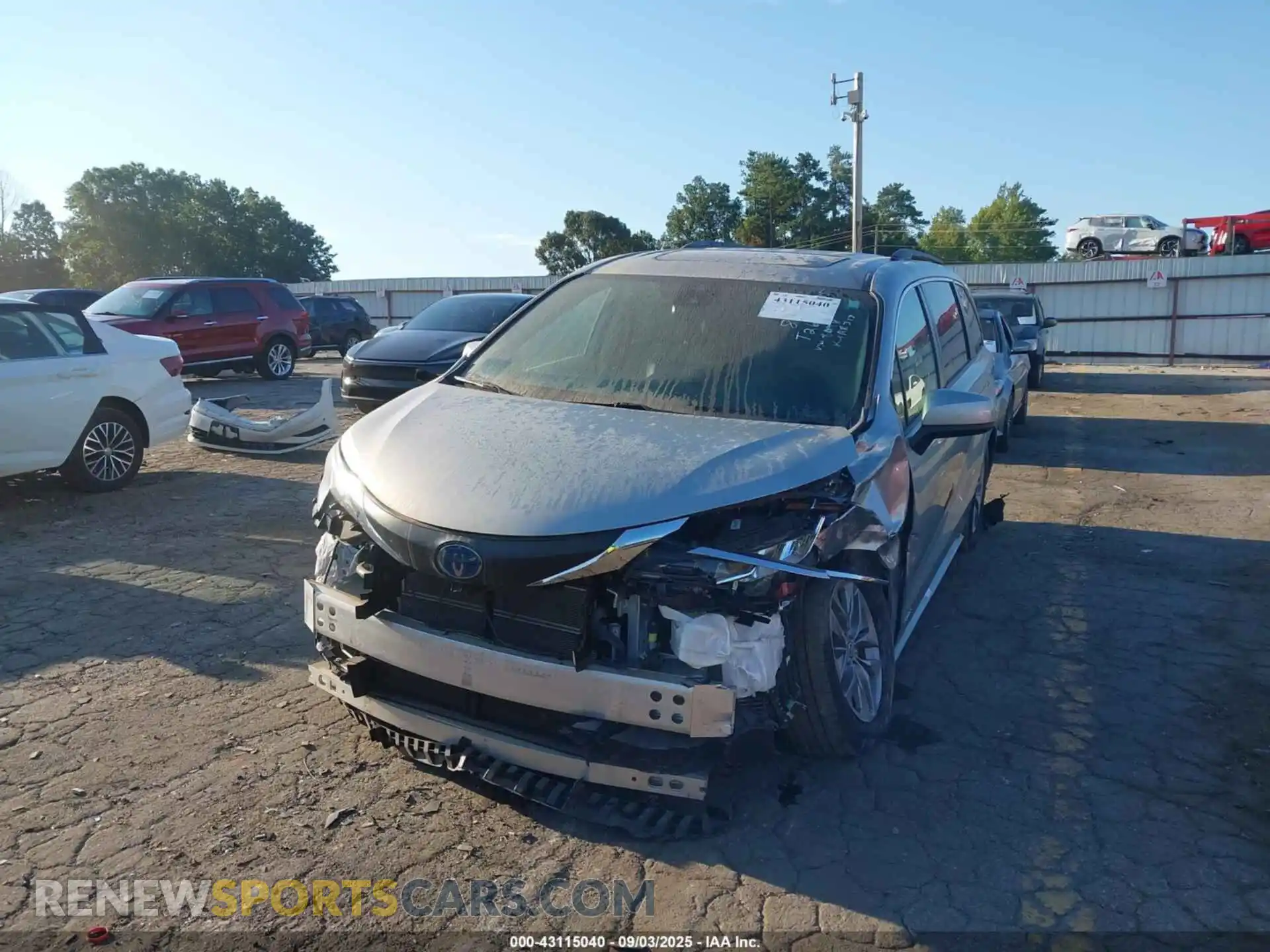 2 Photograph of a damaged car 5TDYRKEC3MS048098 TOYOTA SIENNA 2021