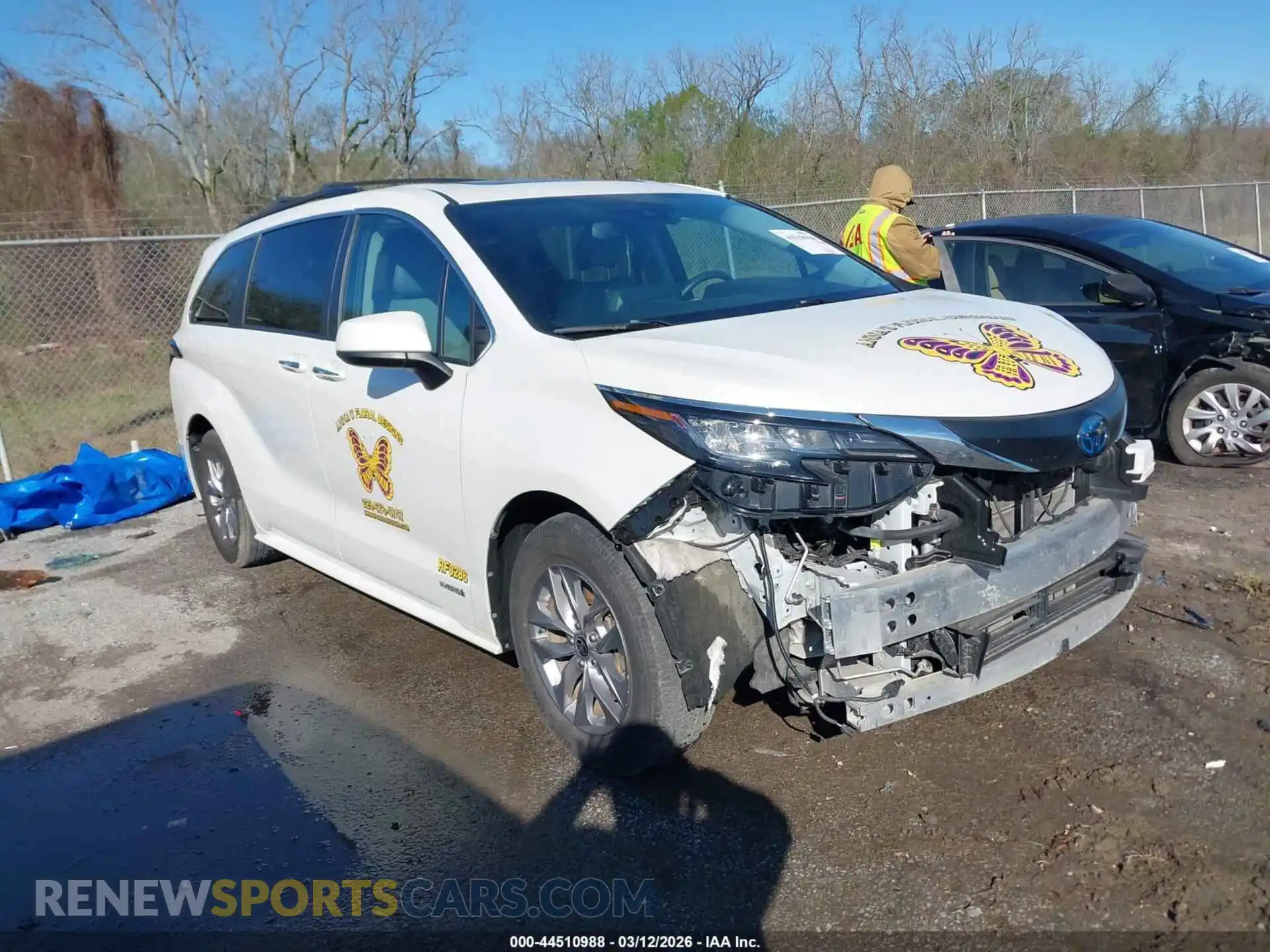 1 Photograph of a damaged car 5TDYRKEC3MS052054 TOYOTA SIENNA 2021