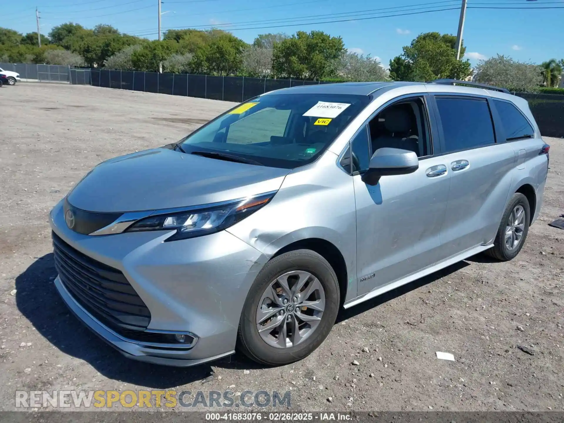 2 Photograph of a damaged car 5TDYRKEC3MS071400 TOYOTA SIENNA 2021