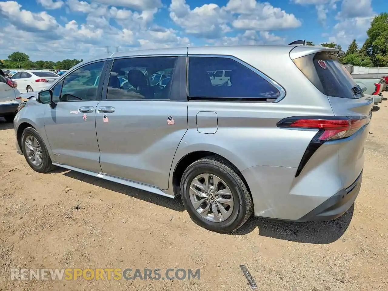2 Photograph of a damaged car 5TDYRKEC4MS002120 TOYOTA SIENNA 2021