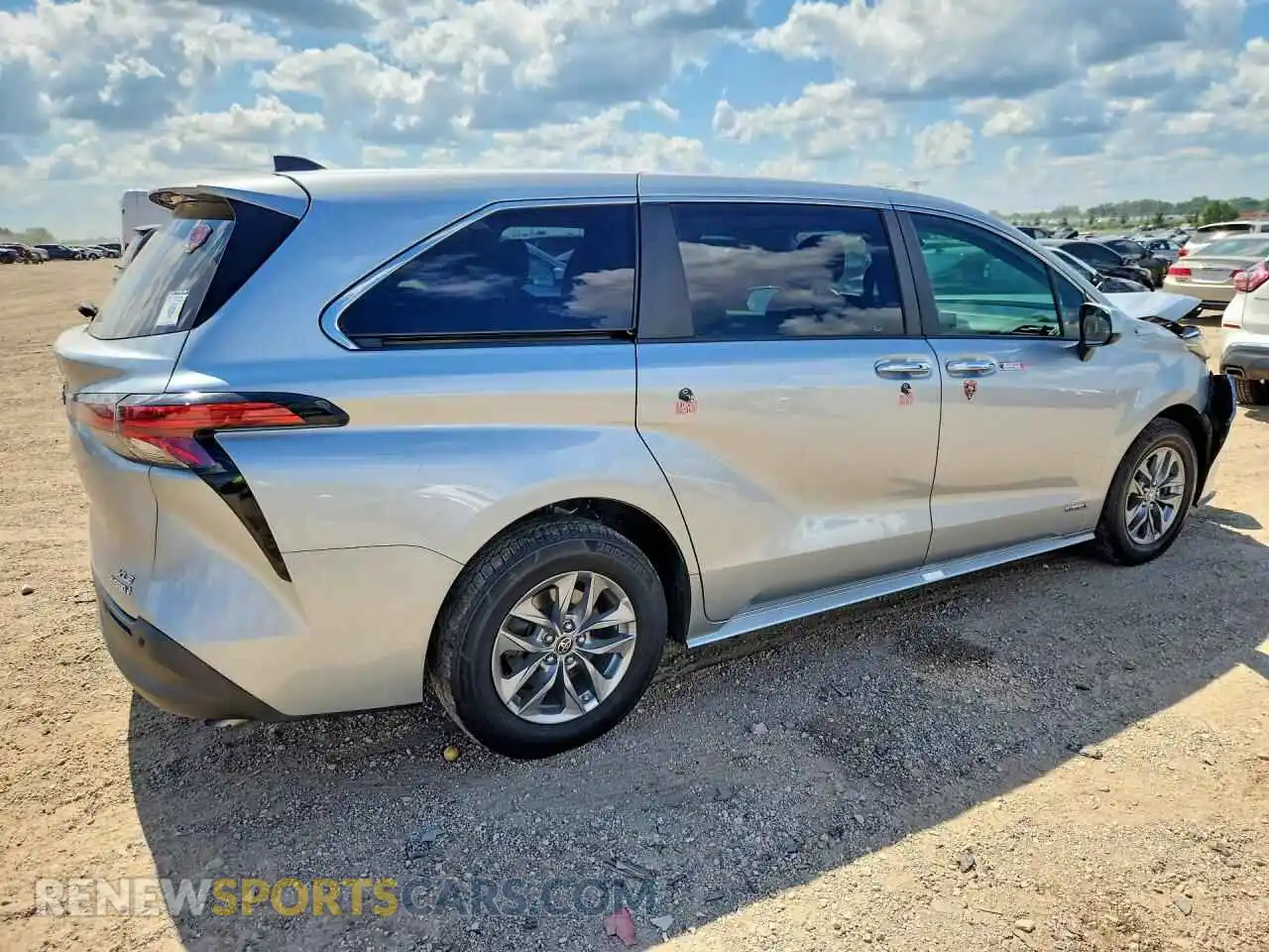 3 Photograph of a damaged car 5TDYRKEC4MS002120 TOYOTA SIENNA 2021
