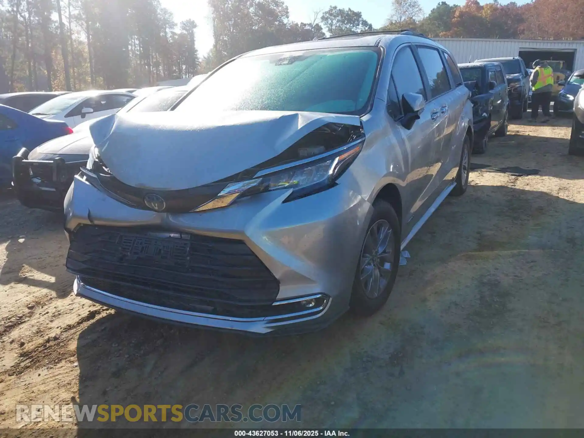 2 Photograph of a damaged car 5TDYRKEC4MS006720 TOYOTA SIENNA 2021