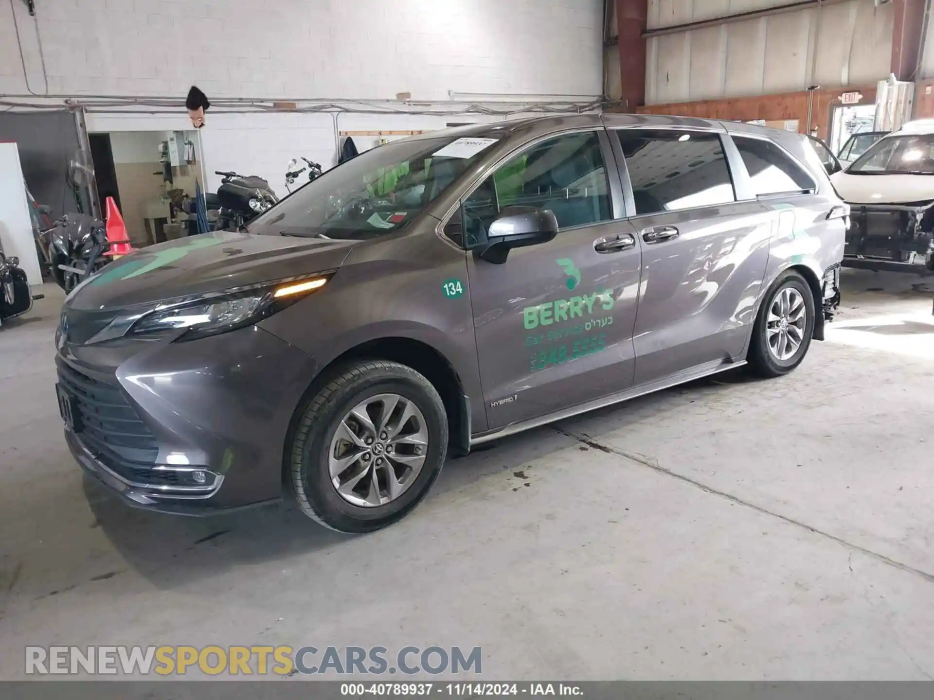 2 Photograph of a damaged car 5TDYRKEC4MS012470 TOYOTA SIENNA 2021