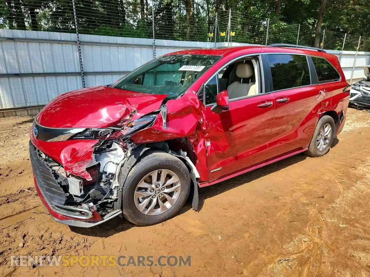 1 Photograph of a damaged car 5TDYRKEC5MS005205 TOYOTA SIENNA 2021