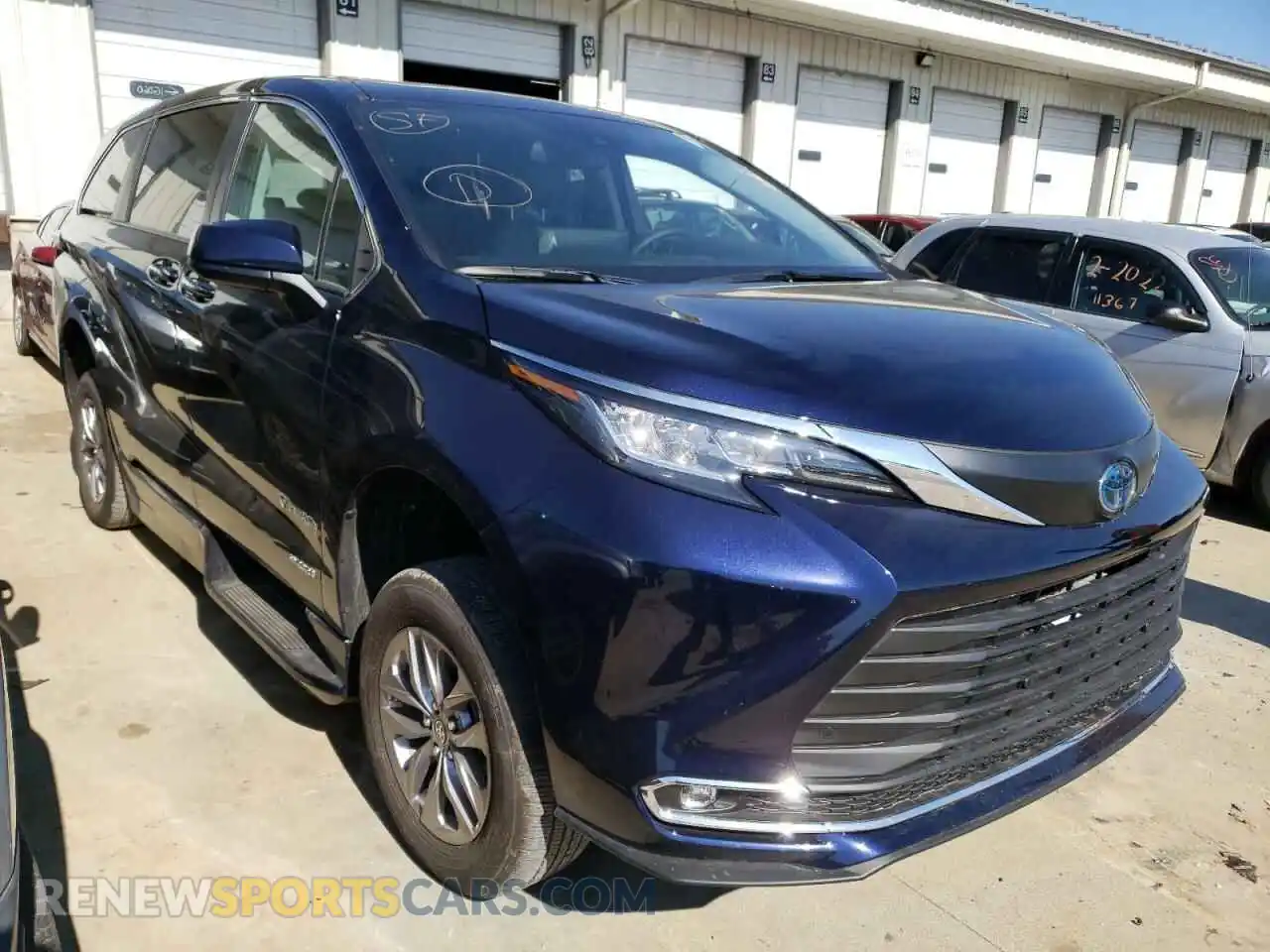 1 fotografías del automóvil dañado 5TDYRKEC6MS036768 TOYOTA SIENNA 2021