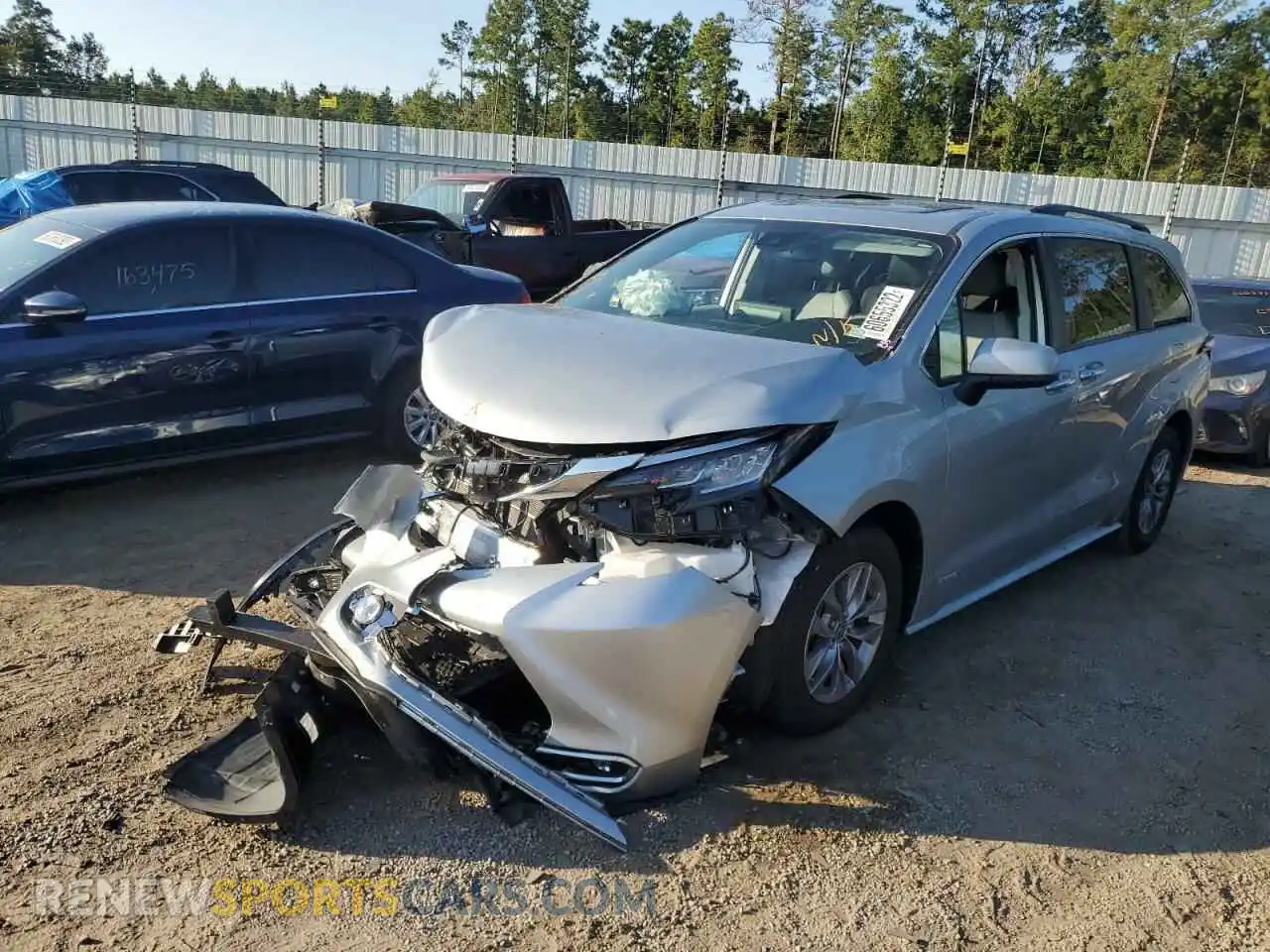 2 Photograph of a damaged car 5TDYRKEC6MS056955 TOYOTA SIENNA 2021