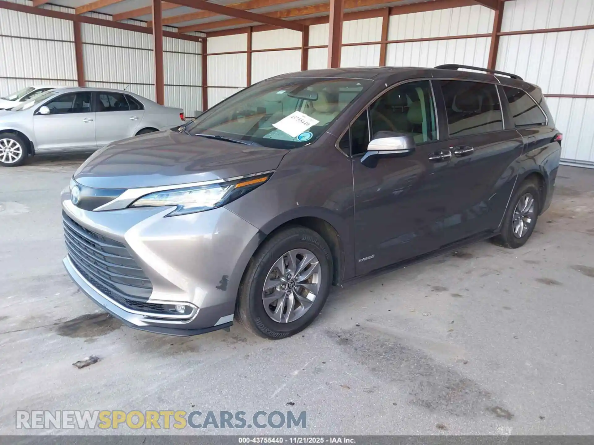 2 Photograph of a damaged car 5TDYRKEC6MS062366 TOYOTA SIENNA 2021