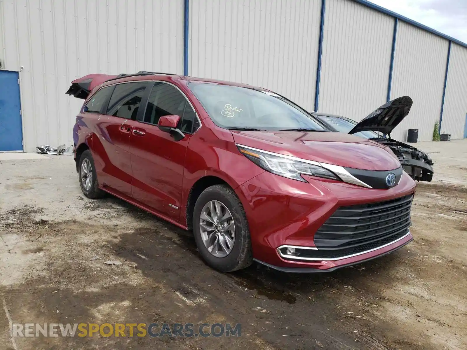 1 Photograph of a damaged car 5TDYRKEC7MS056012 TOYOTA SIENNA 2021