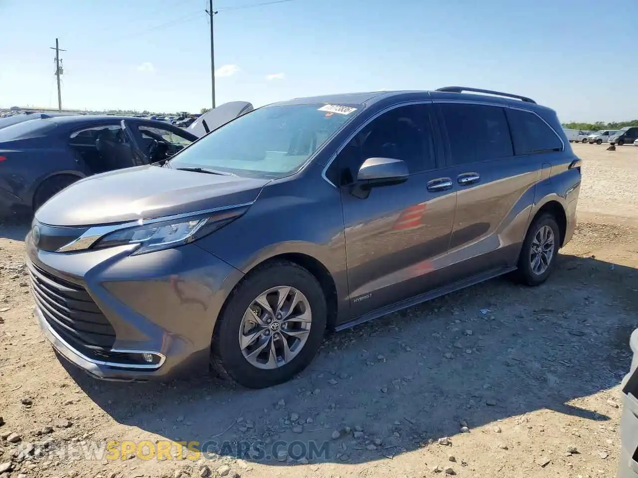 1 Photograph of a damaged car 5TDYRKEC8MS013850 TOYOTA SIENNA 2021