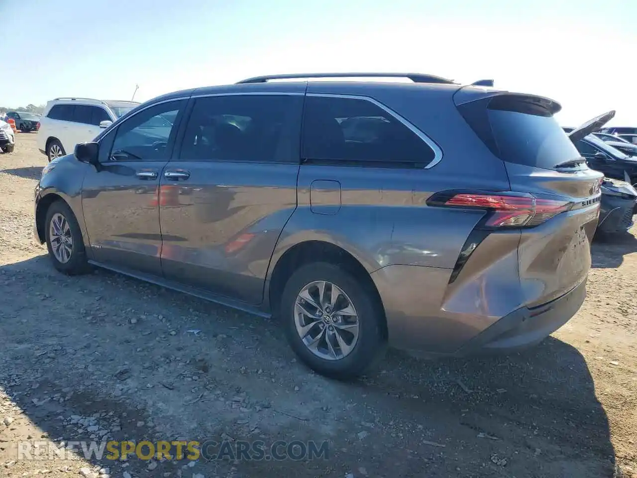 2 Photograph of a damaged car 5TDYRKEC8MS013850 TOYOTA SIENNA 2021