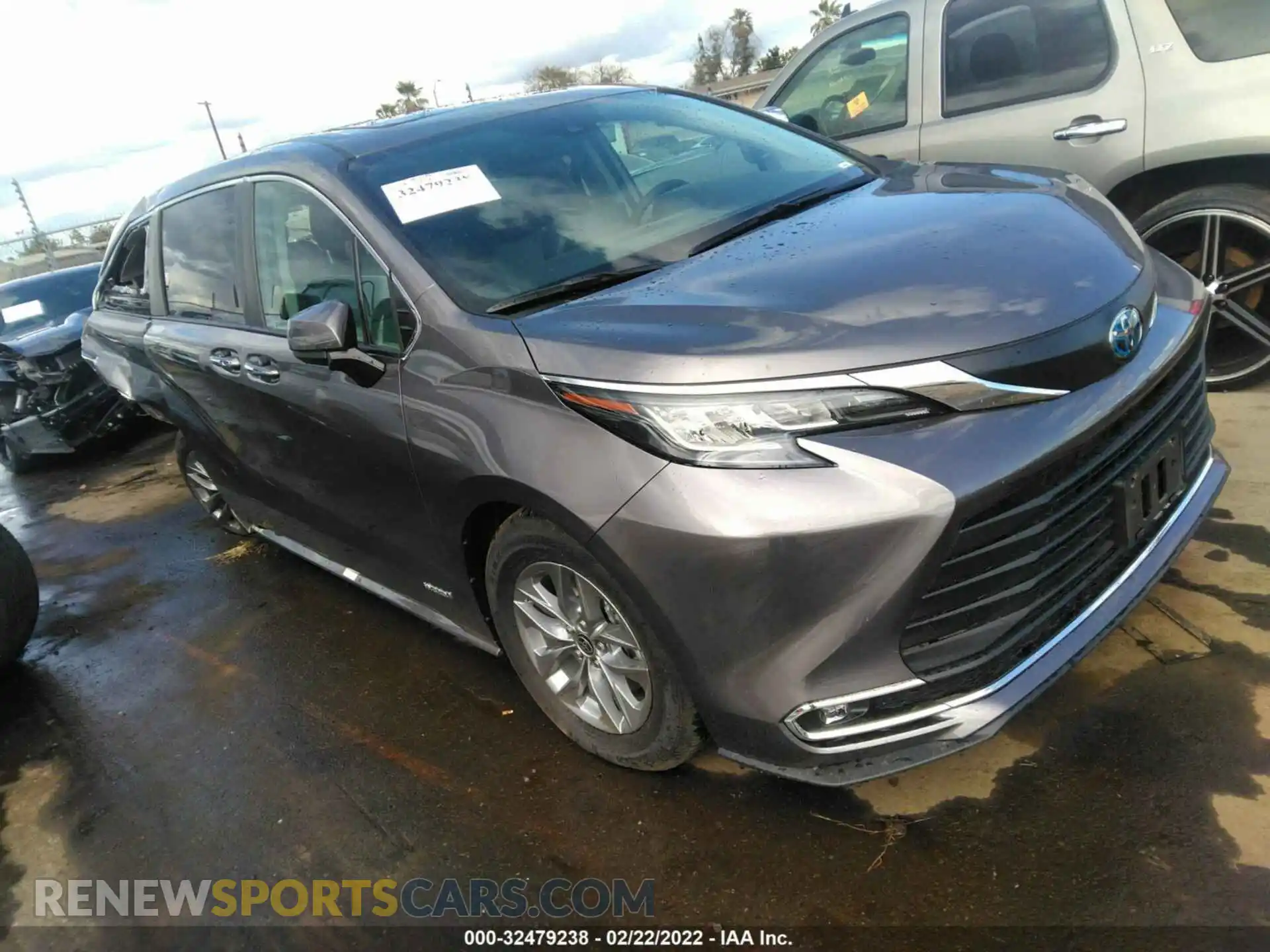 1 Photograph of a damaged car 5TDYRKEC8MS053796 TOYOTA SIENNA 2021