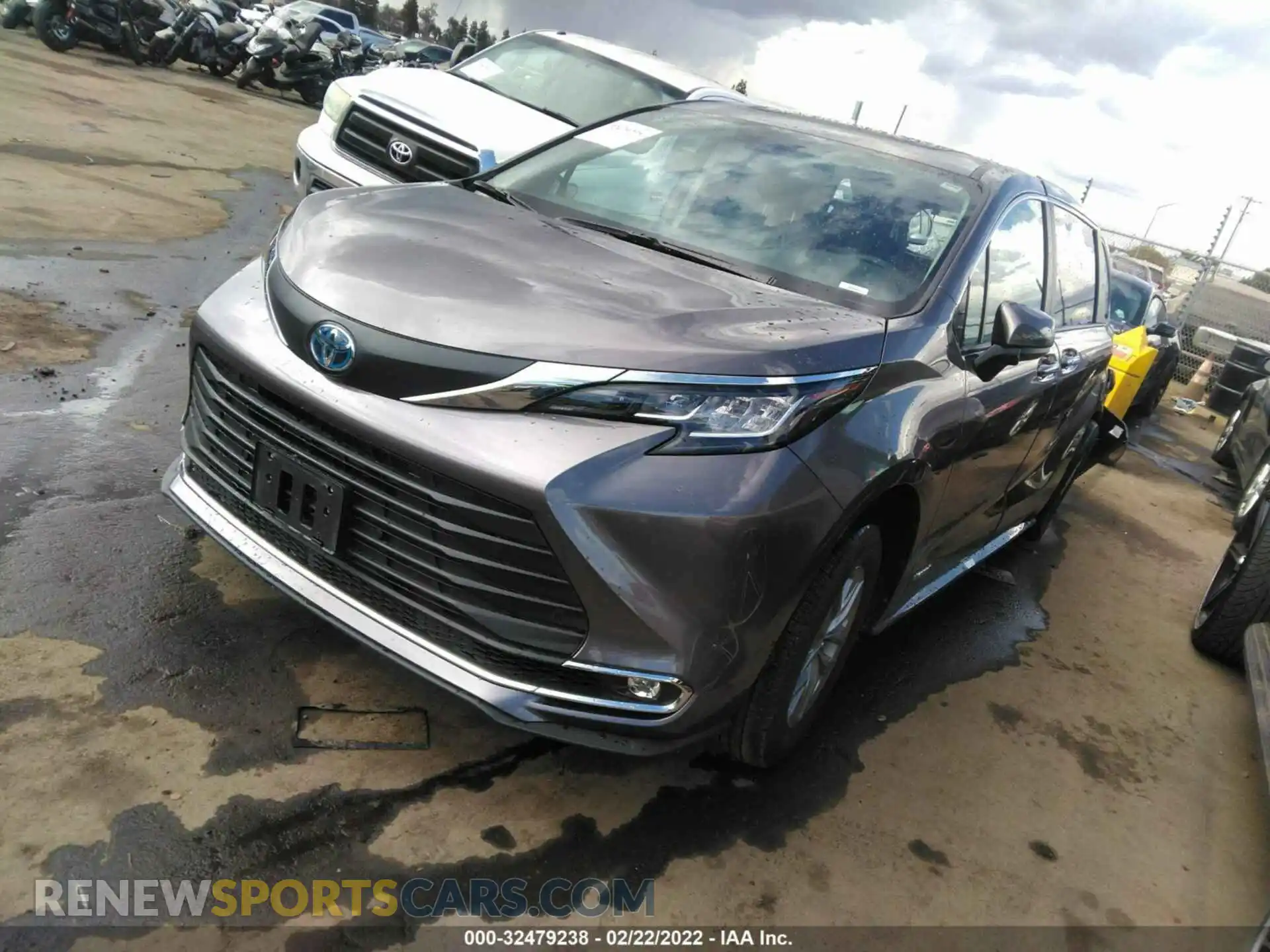 2 Photograph of a damaged car 5TDYRKEC8MS053796 TOYOTA SIENNA 2021