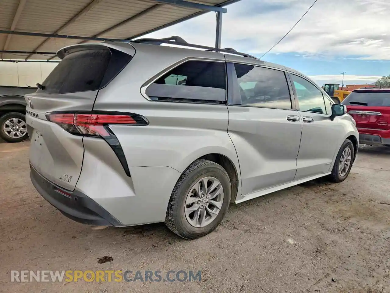 3 fotografías del automóvil dañado 5TDYRKEC8MS062899 TOYOTA SIENNA 2021
