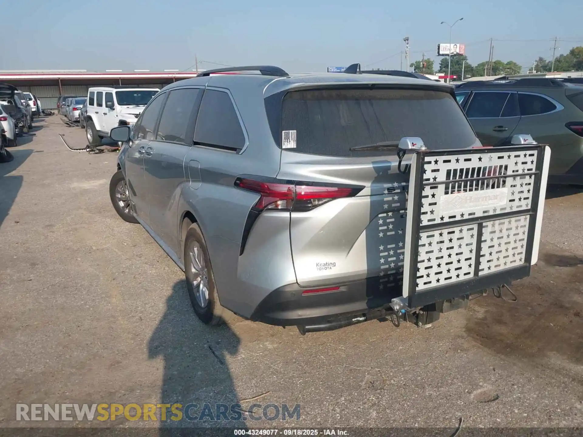 3 Photograph of a damaged car 5TDYRKEC9MS013811 TOYOTA SIENNA 2021