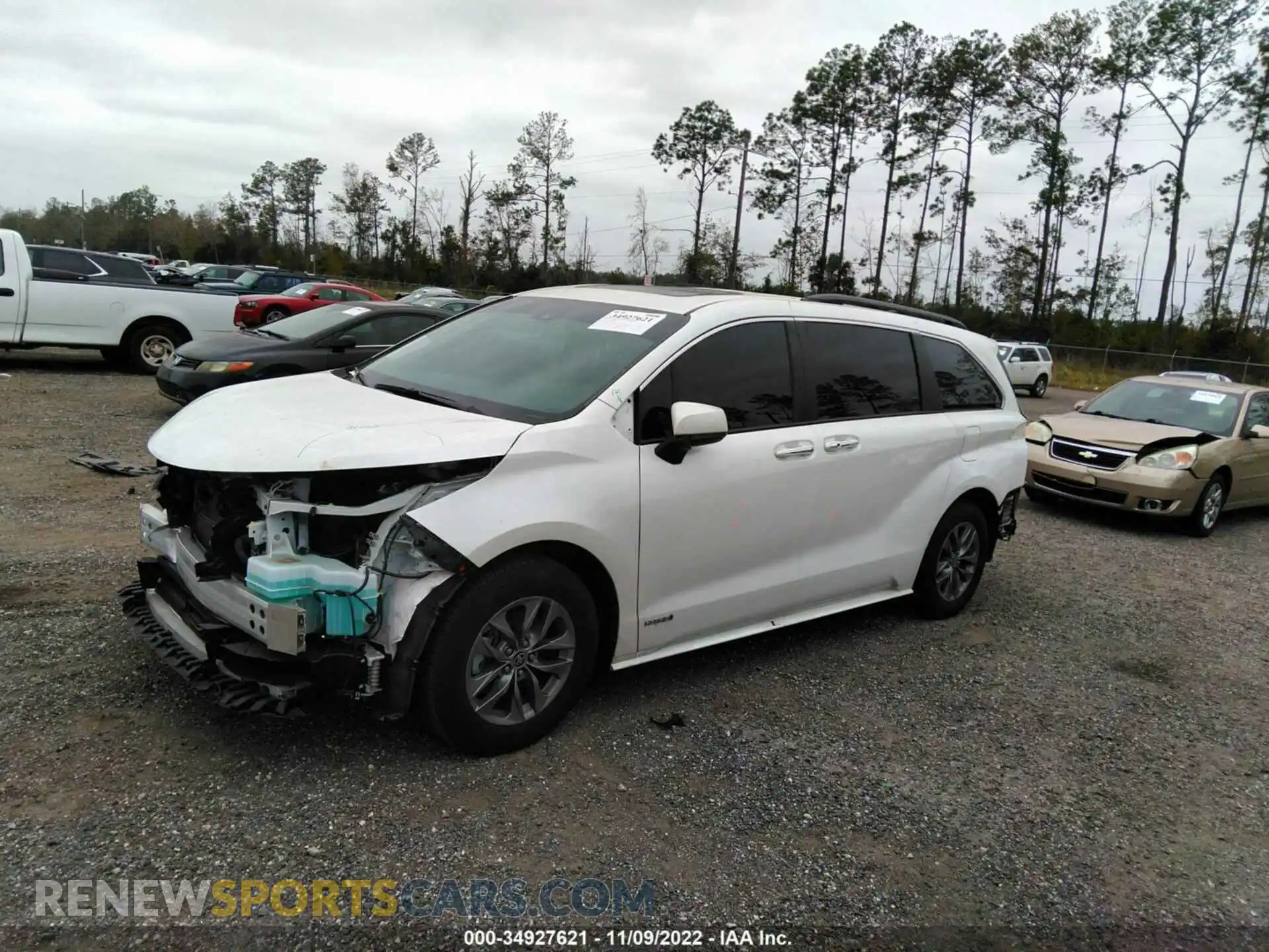 2 Photograph of a damaged car 5TDYRKEC9MS045741 TOYOTA SIENNA 2021