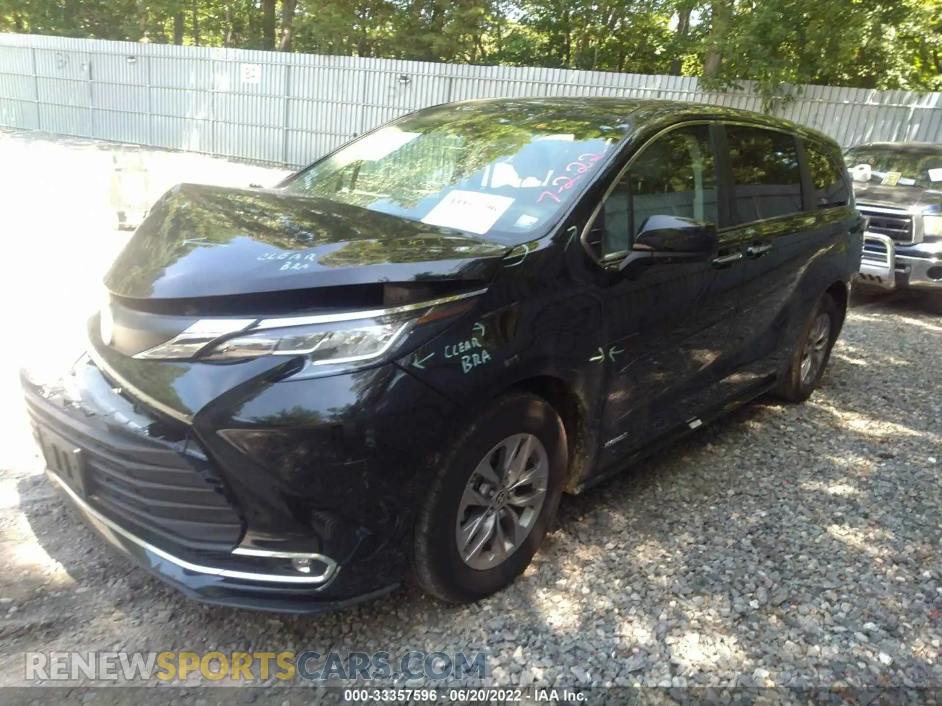 2 fotografías del automóvil dañado 5TDYRKEC9MS051801 TOYOTA SIENNA 2021