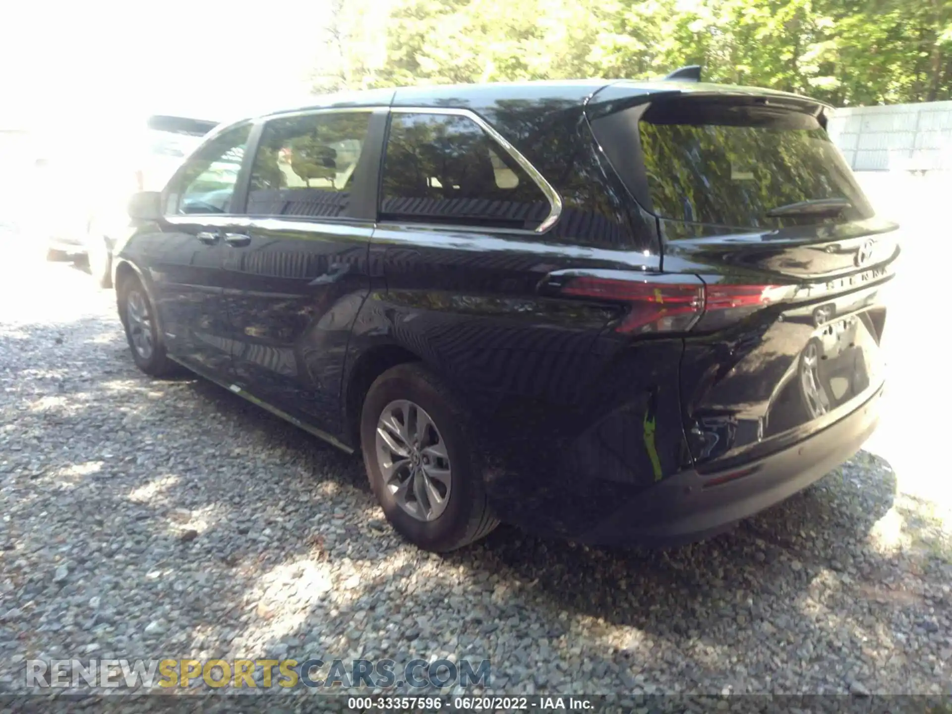 3 fotografías del automóvil dañado 5TDYRKEC9MS051801 TOYOTA SIENNA 2021