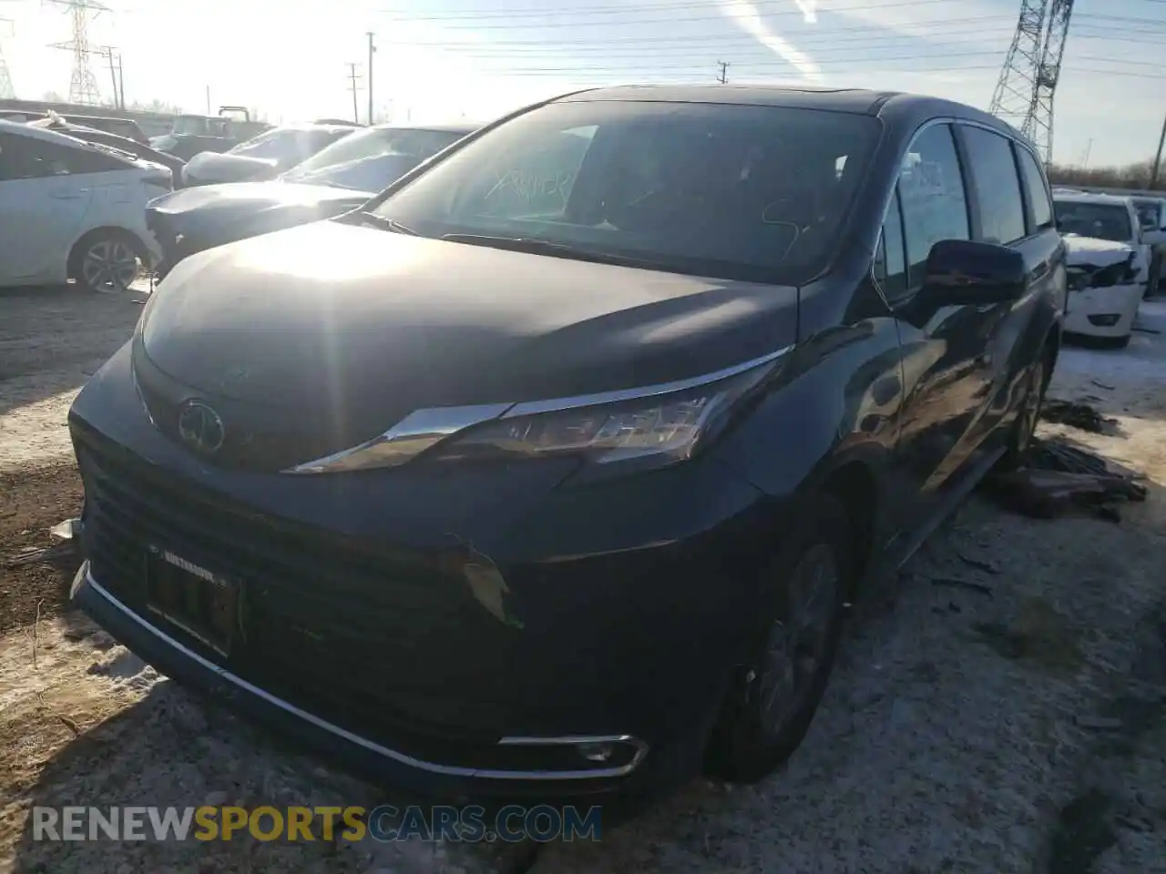 2 Photograph of a damaged car 5TDYRKECXMS008312 TOYOTA SIENNA 2021