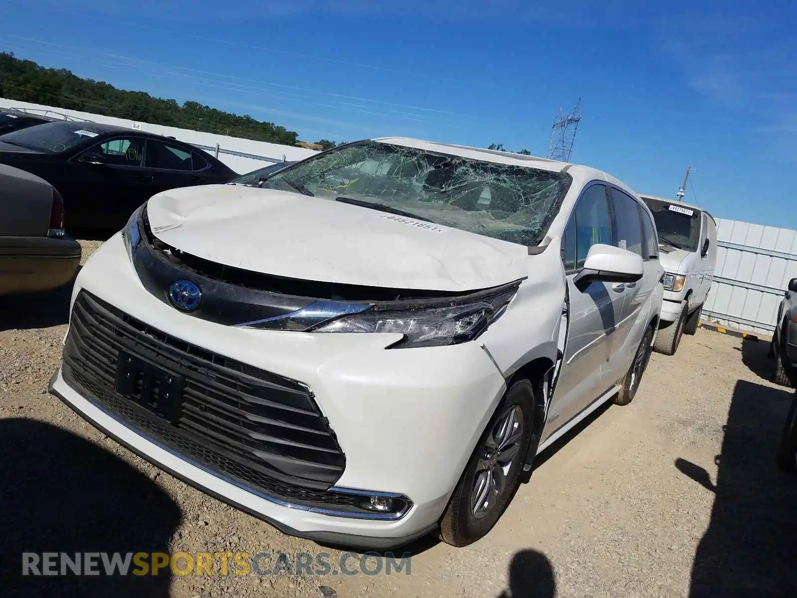 2 Photograph of a damaged car 5TDYRKECXMS034232 TOYOTA SIENNA 2021