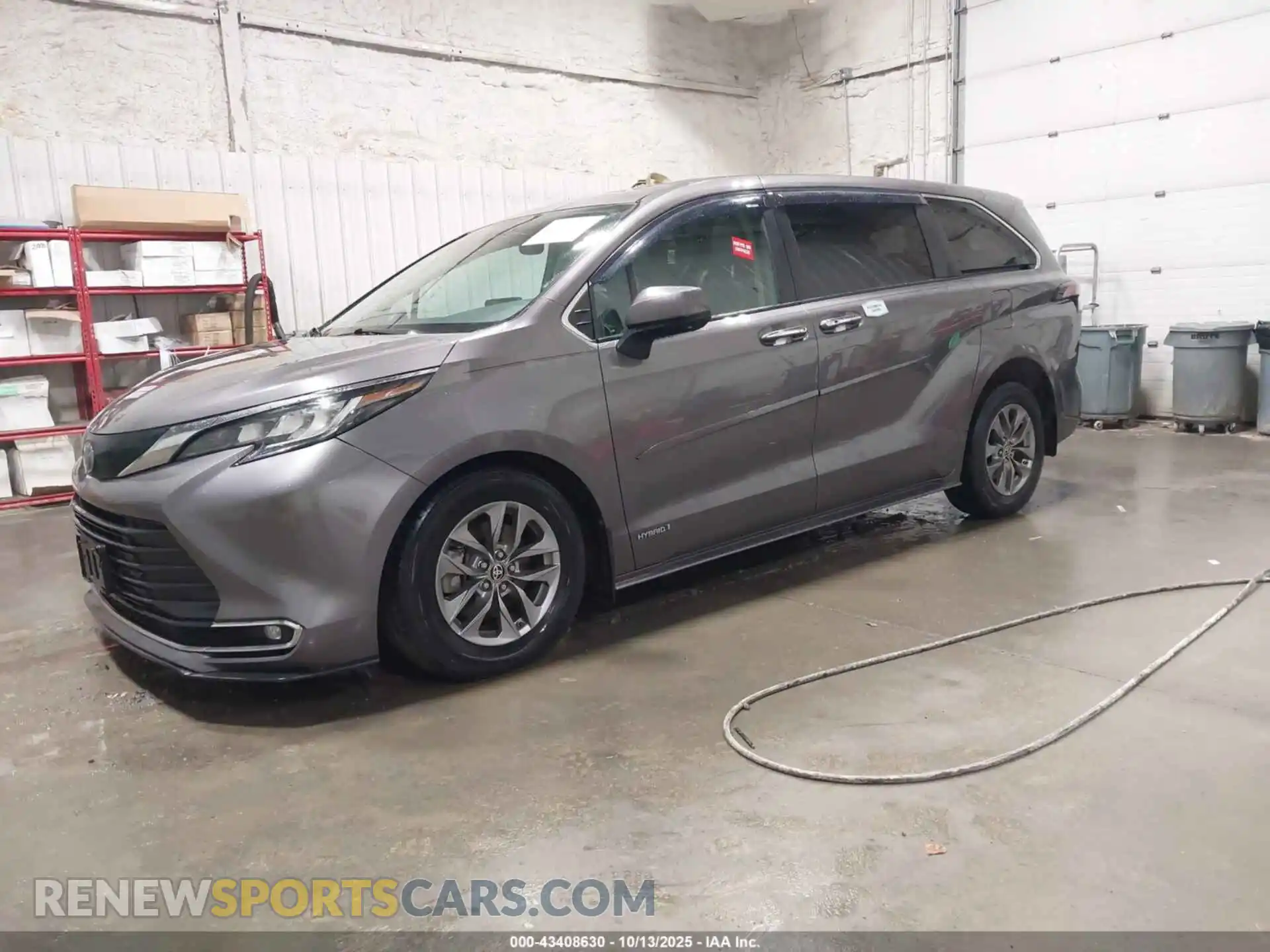 2 Photograph of a damaged car 5TDYSKFC2MS004130 TOYOTA SIENNA 2021